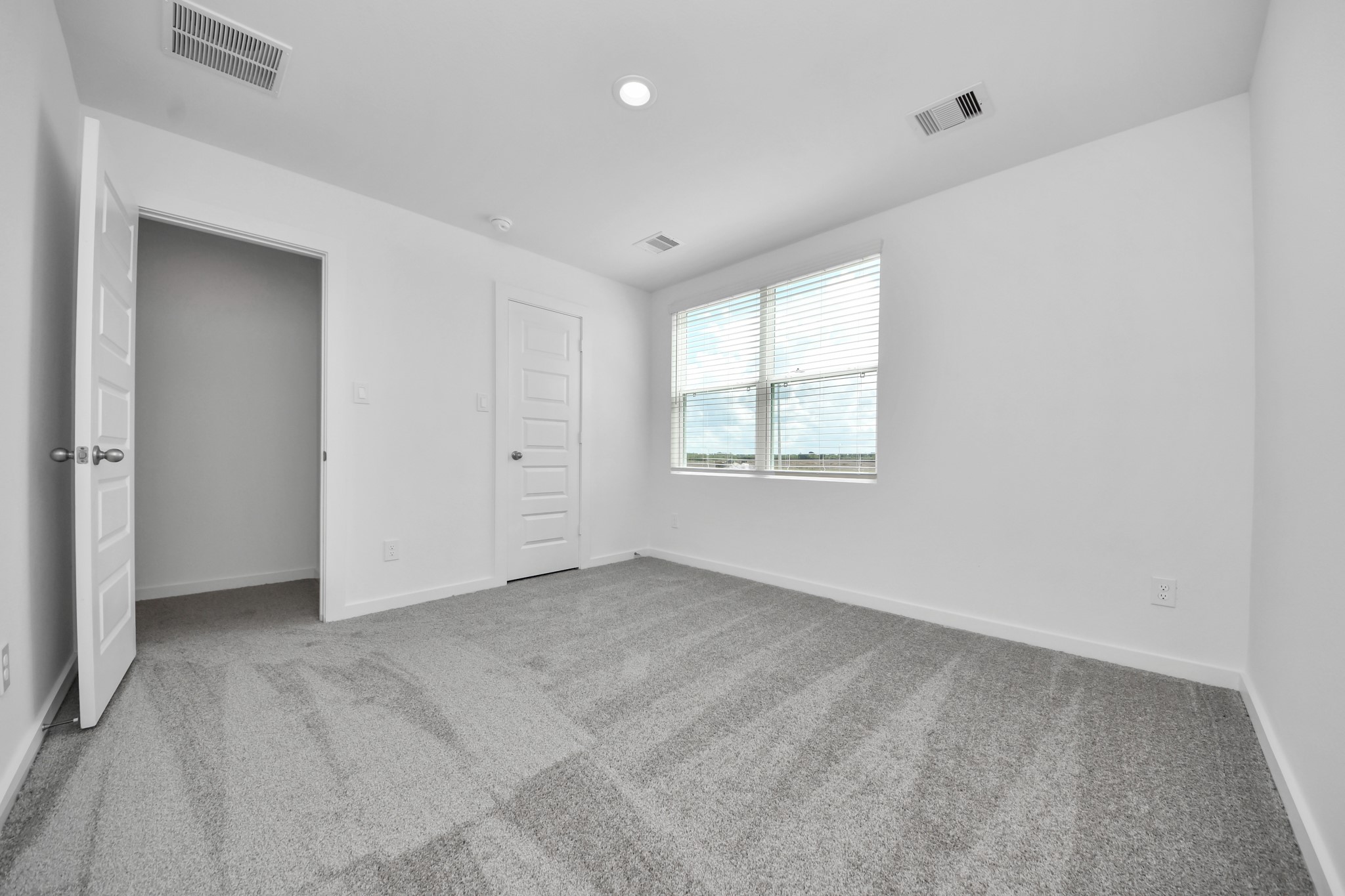 18530 Athena Flower Drive Property Photo 33