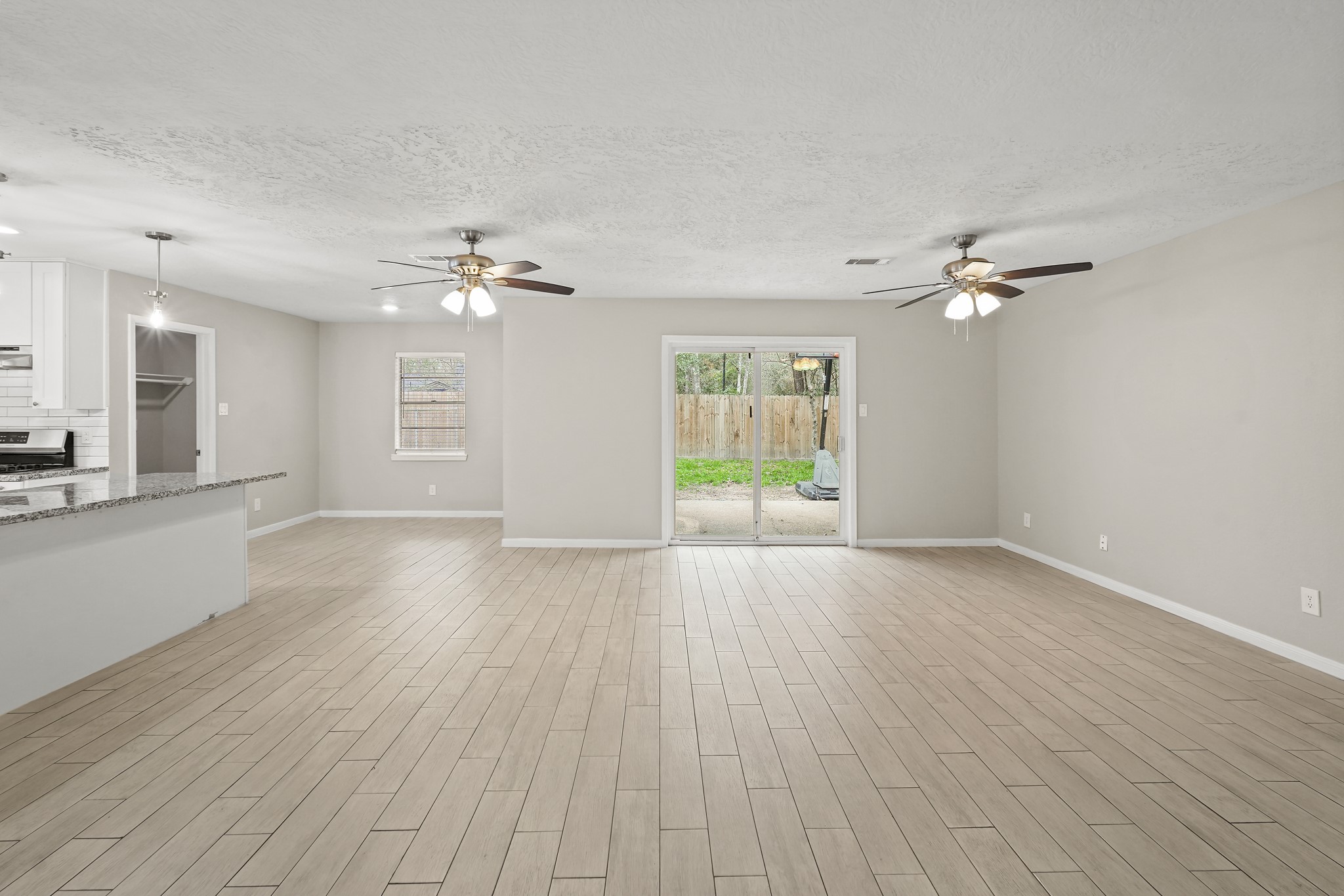 105 Navajo Street Property Photo 11