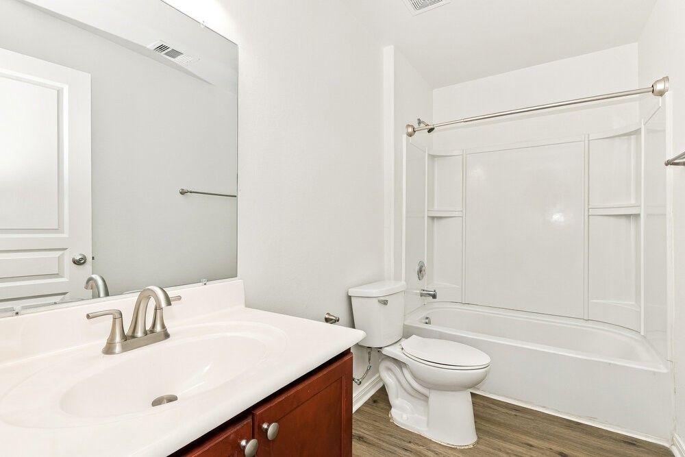 9927 Sanders Rose Lane Property Photo 15