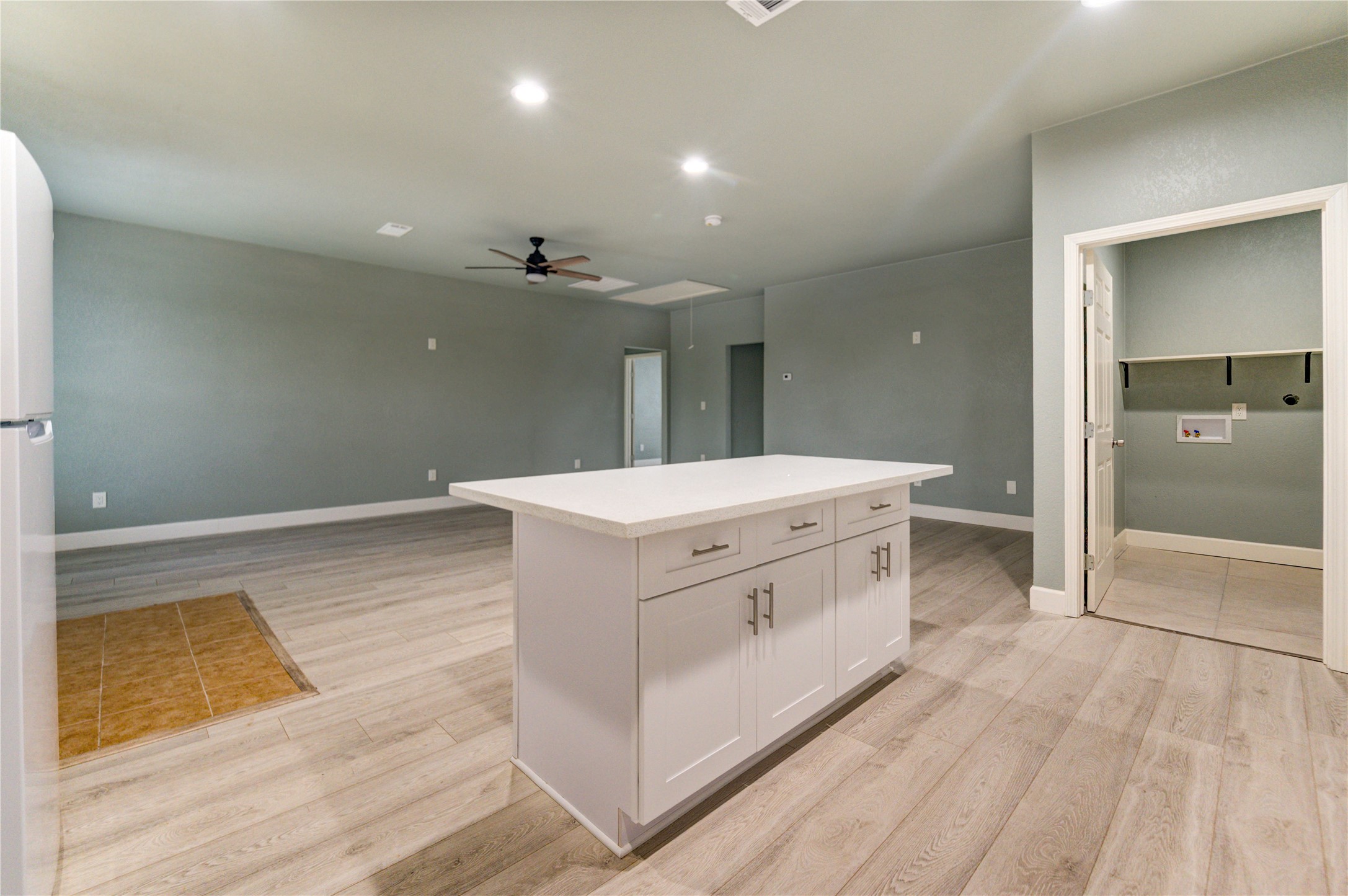4323 Continental Drive Property Photo 14