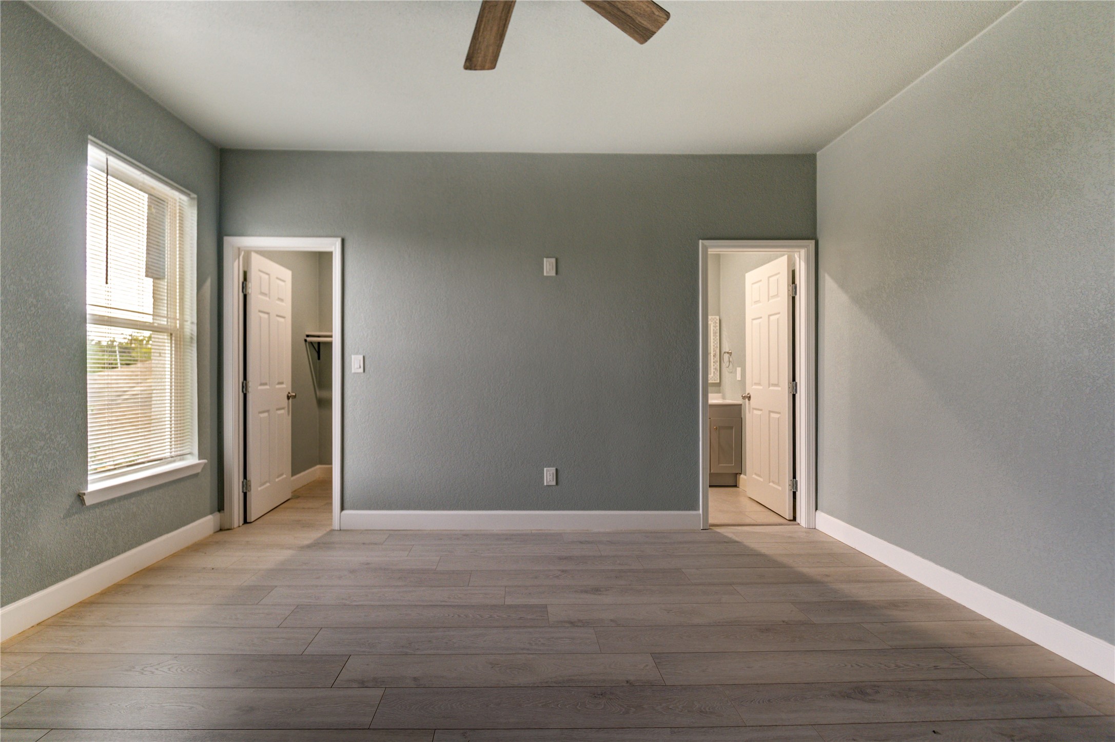 4323 Continental Drive Property Photo 20