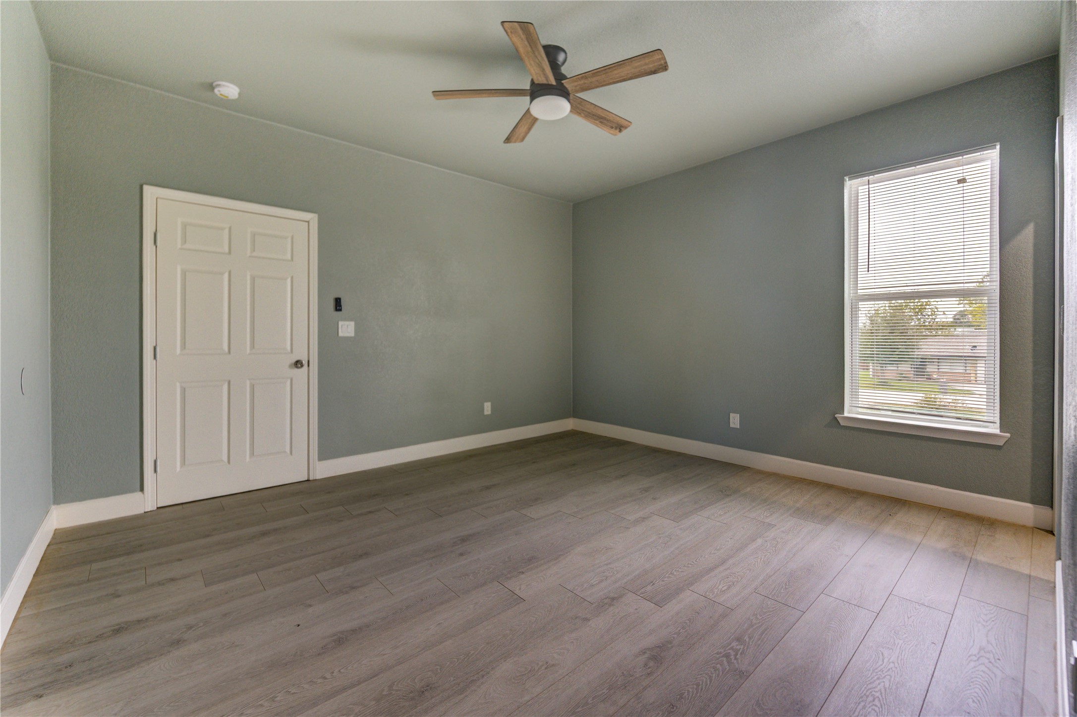 4323 Continental Drive Property Photo 22