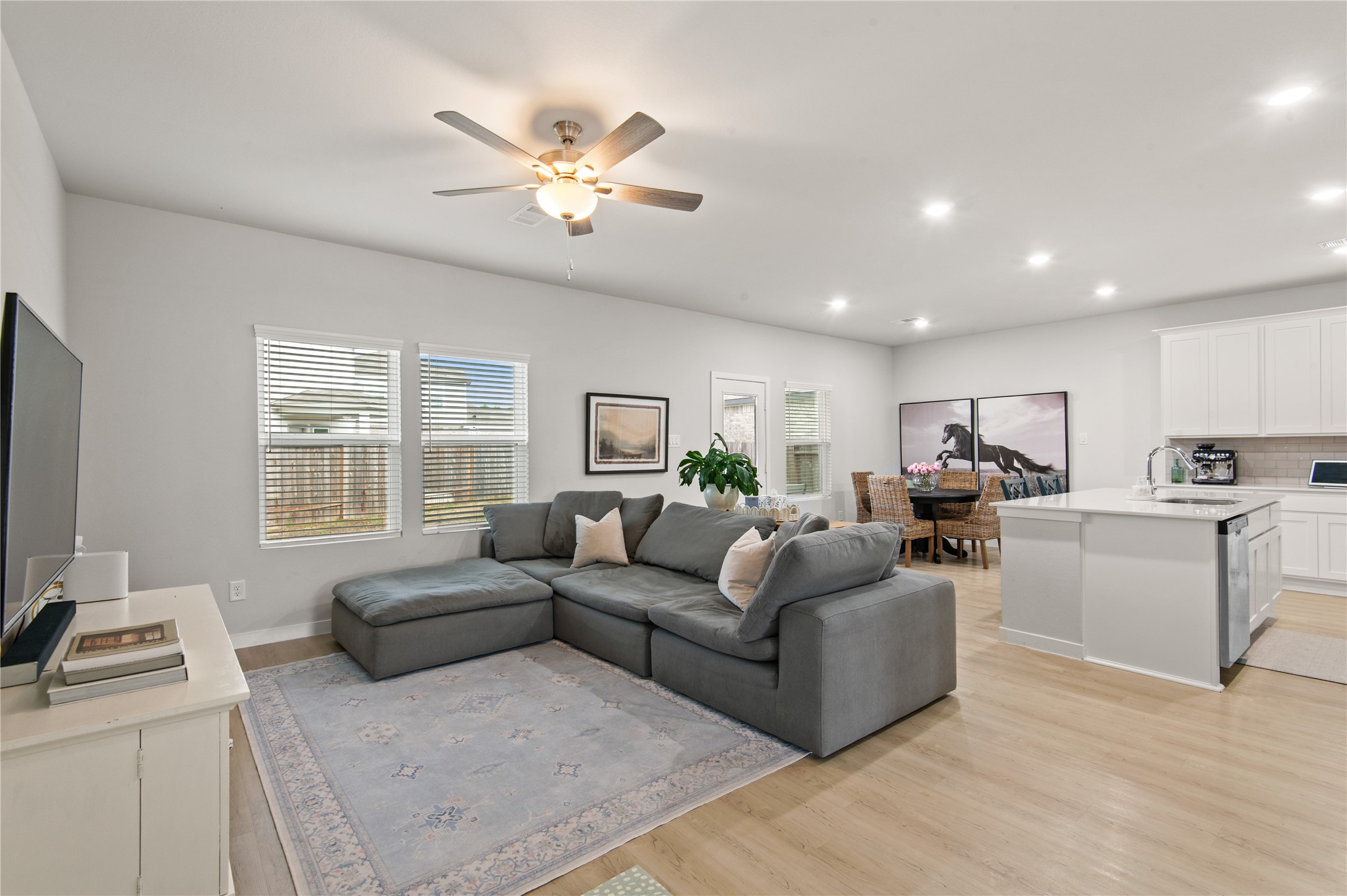 123 Alset Circle Property Photo 8