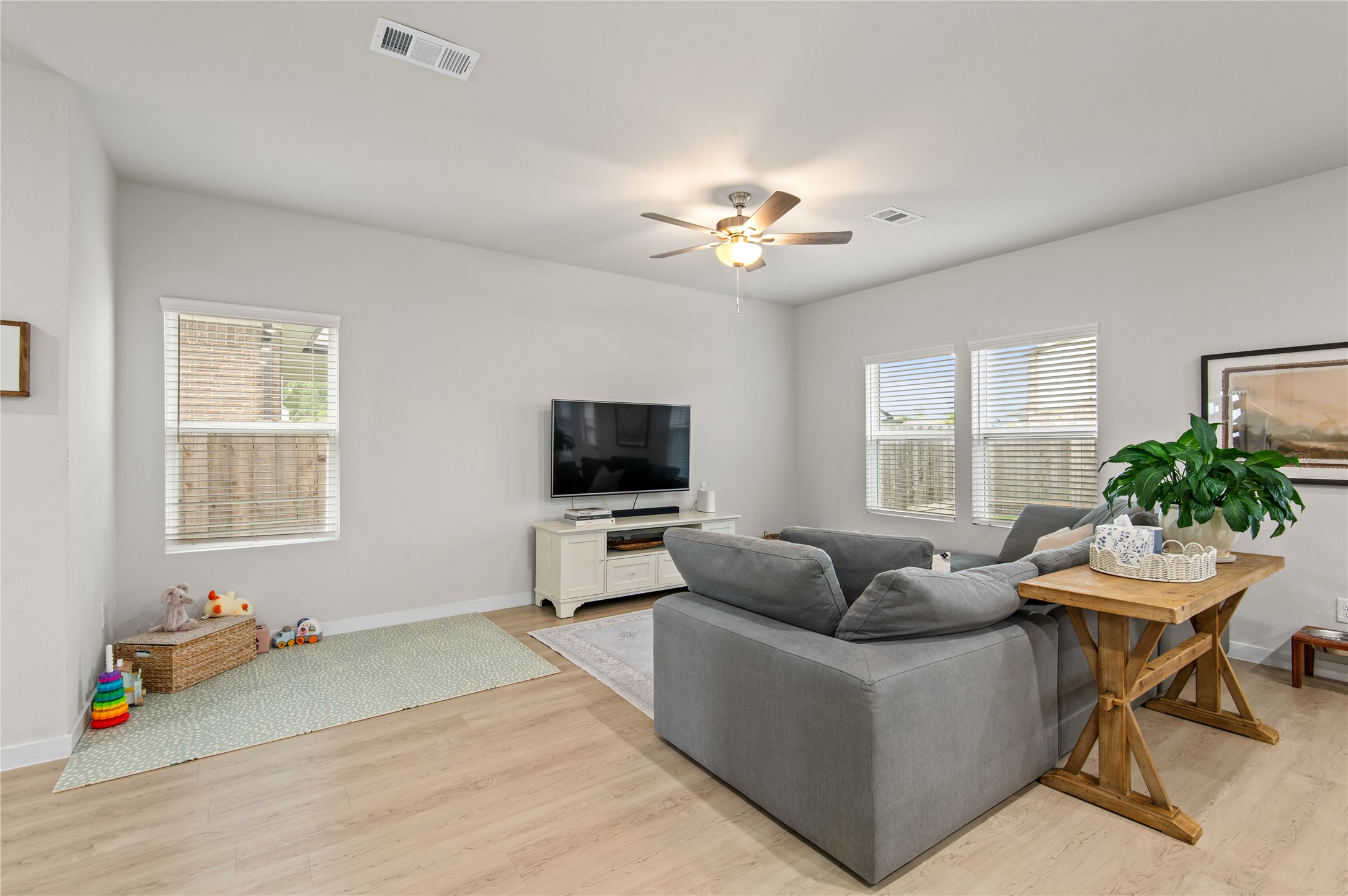 123 Alset Circle Property Photo 10