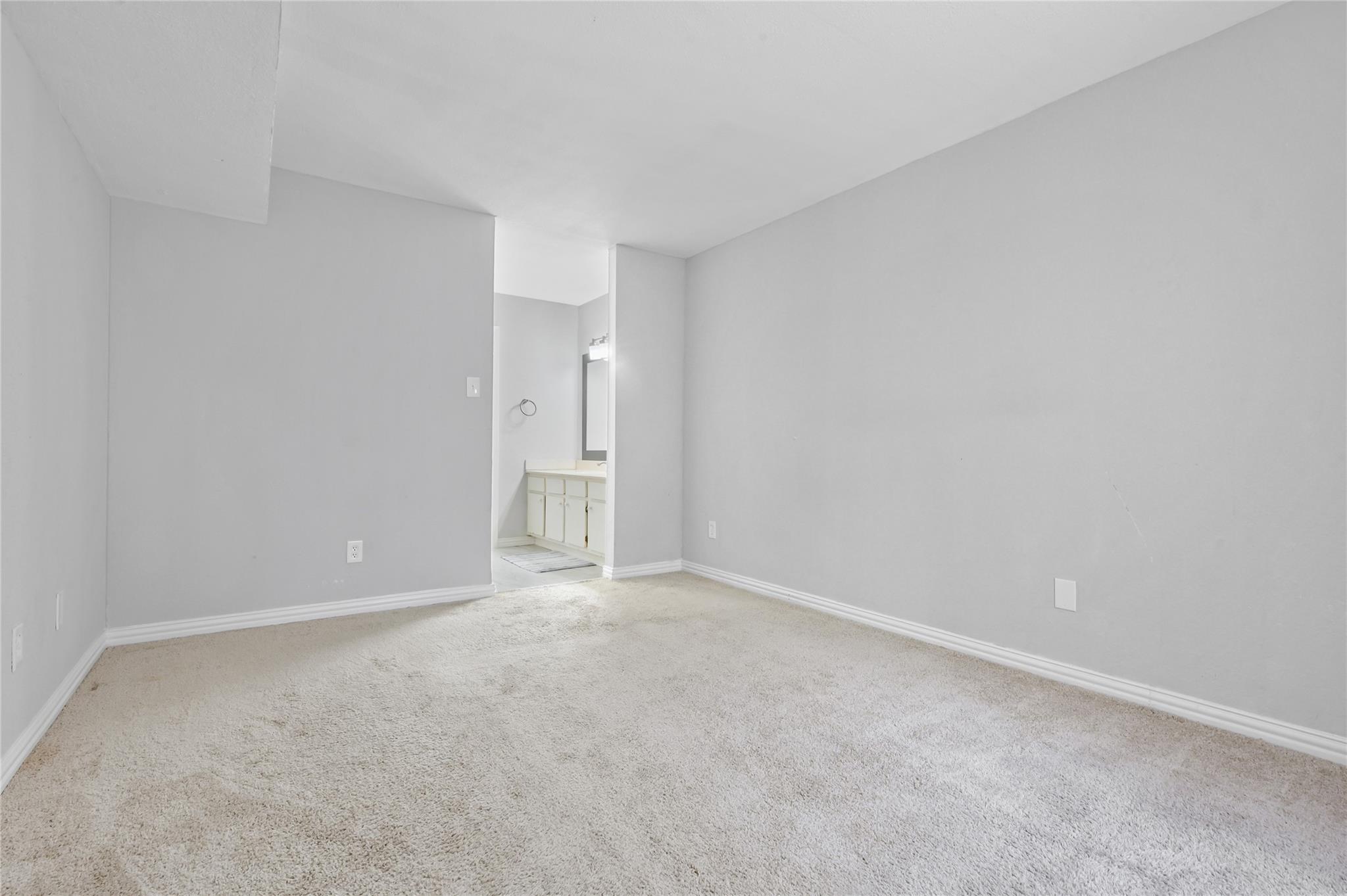 11917 Bob White Drive # 885, Houston Tx 77035 Property Photo 13