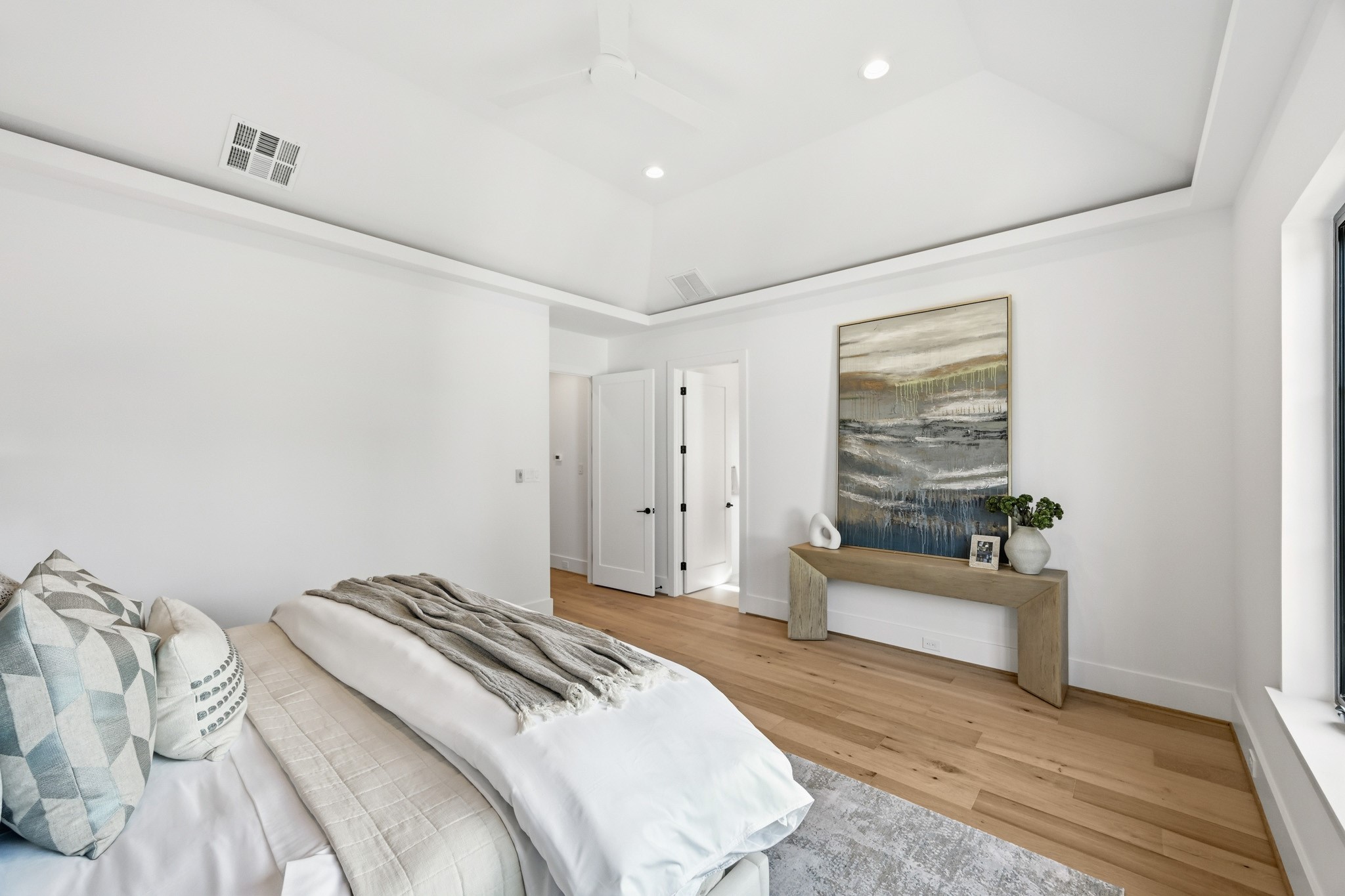 1642 Norfolk Street Property Photo 44