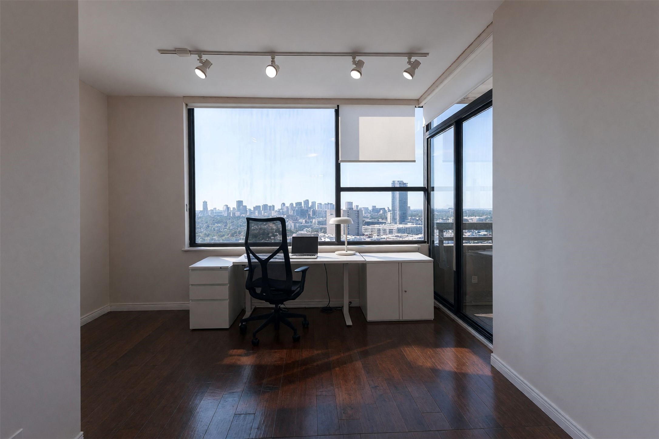 14 Greenway Plaza 23m Property Photo 26