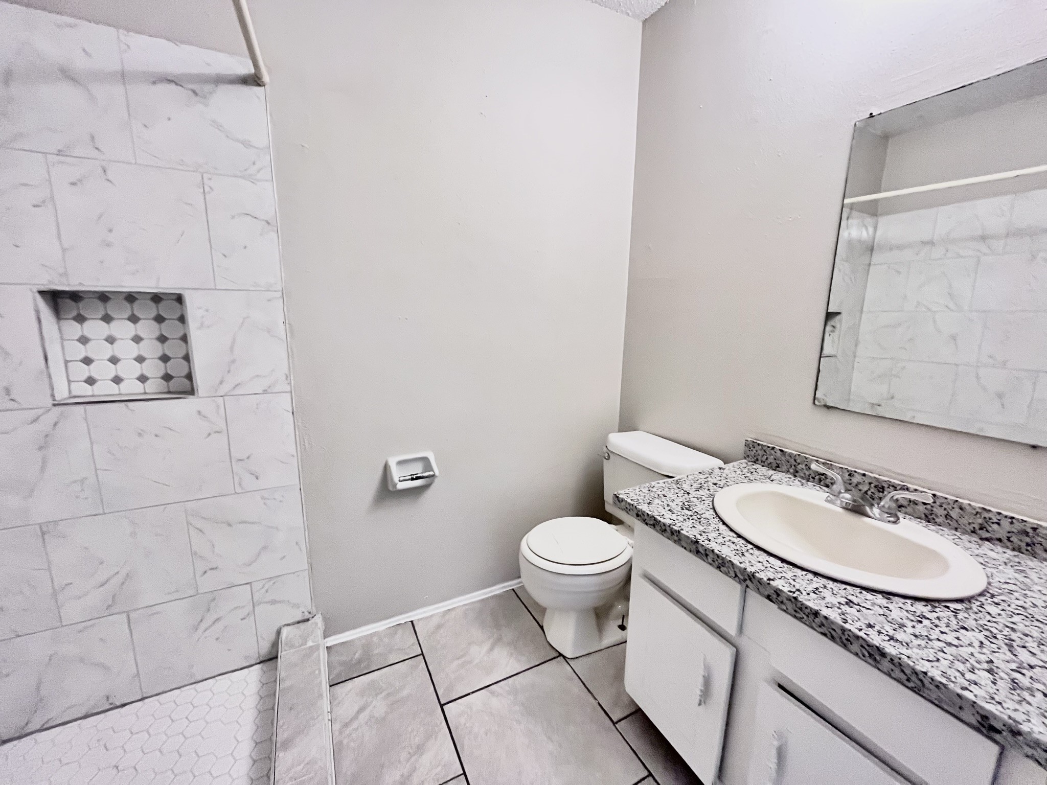3021 Sycamore Avenue 8 Property Photo 15