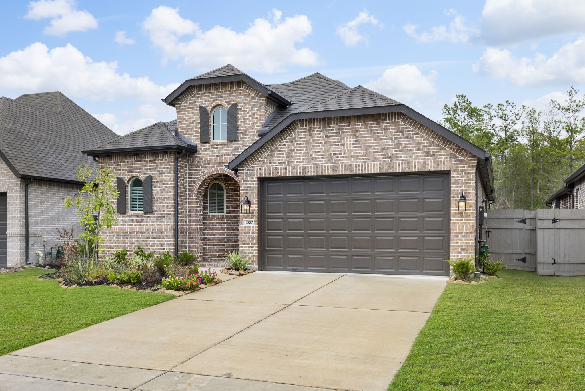 17327 Merigold Heights Drive Property Photo 3