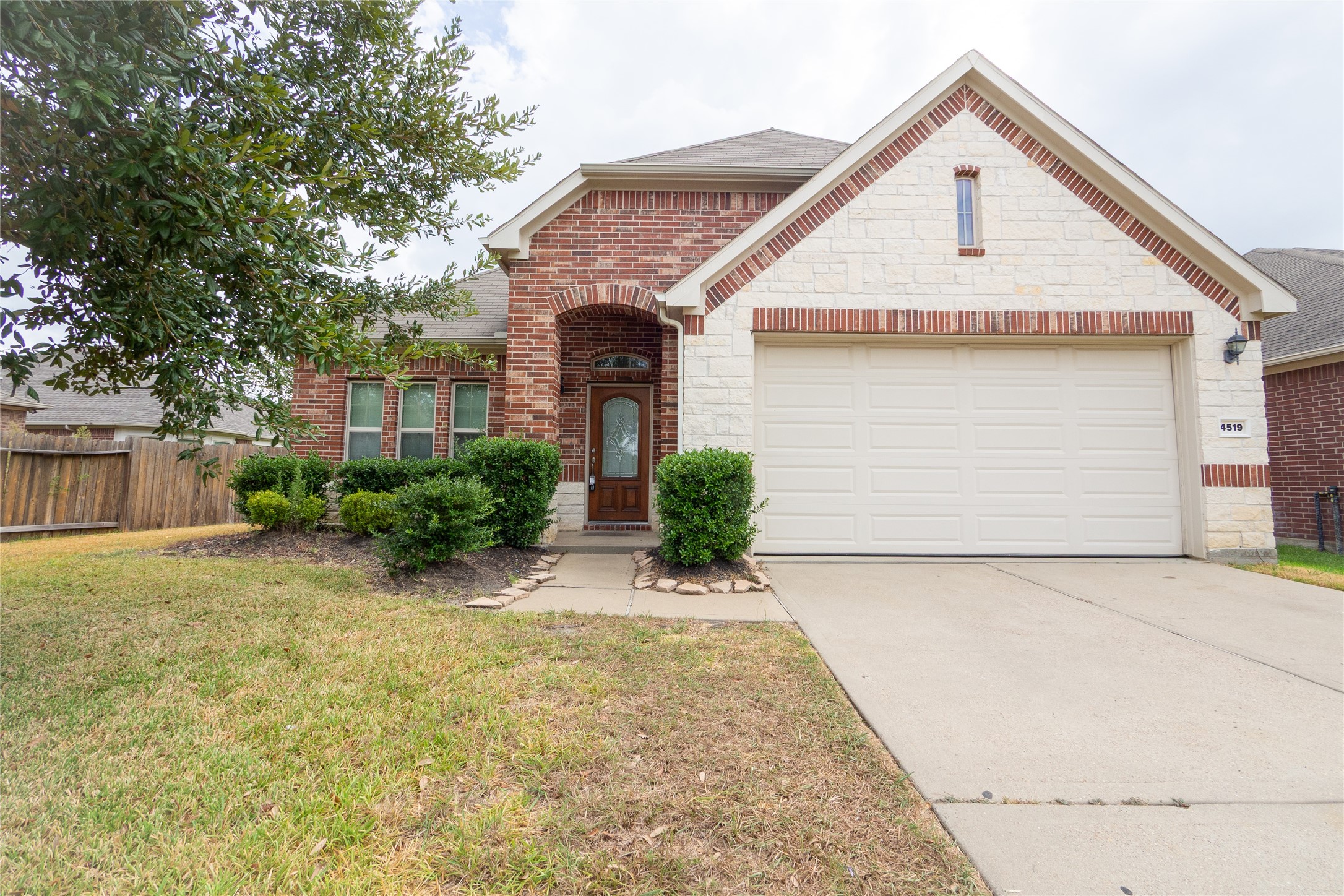 4519 Ferndale Meadows Drive Property Photo 1