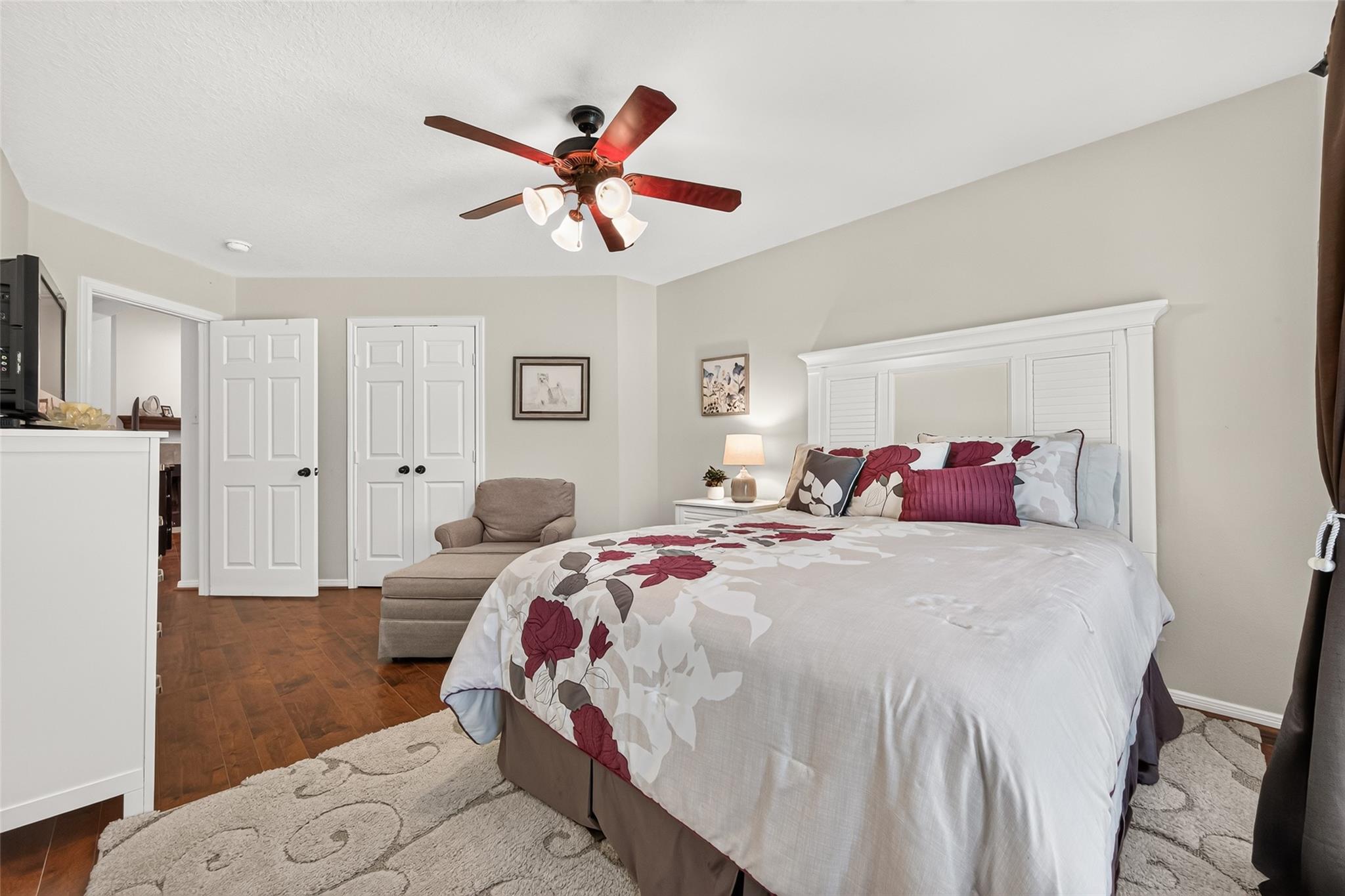 1054 Indian Circle Property Photo 18