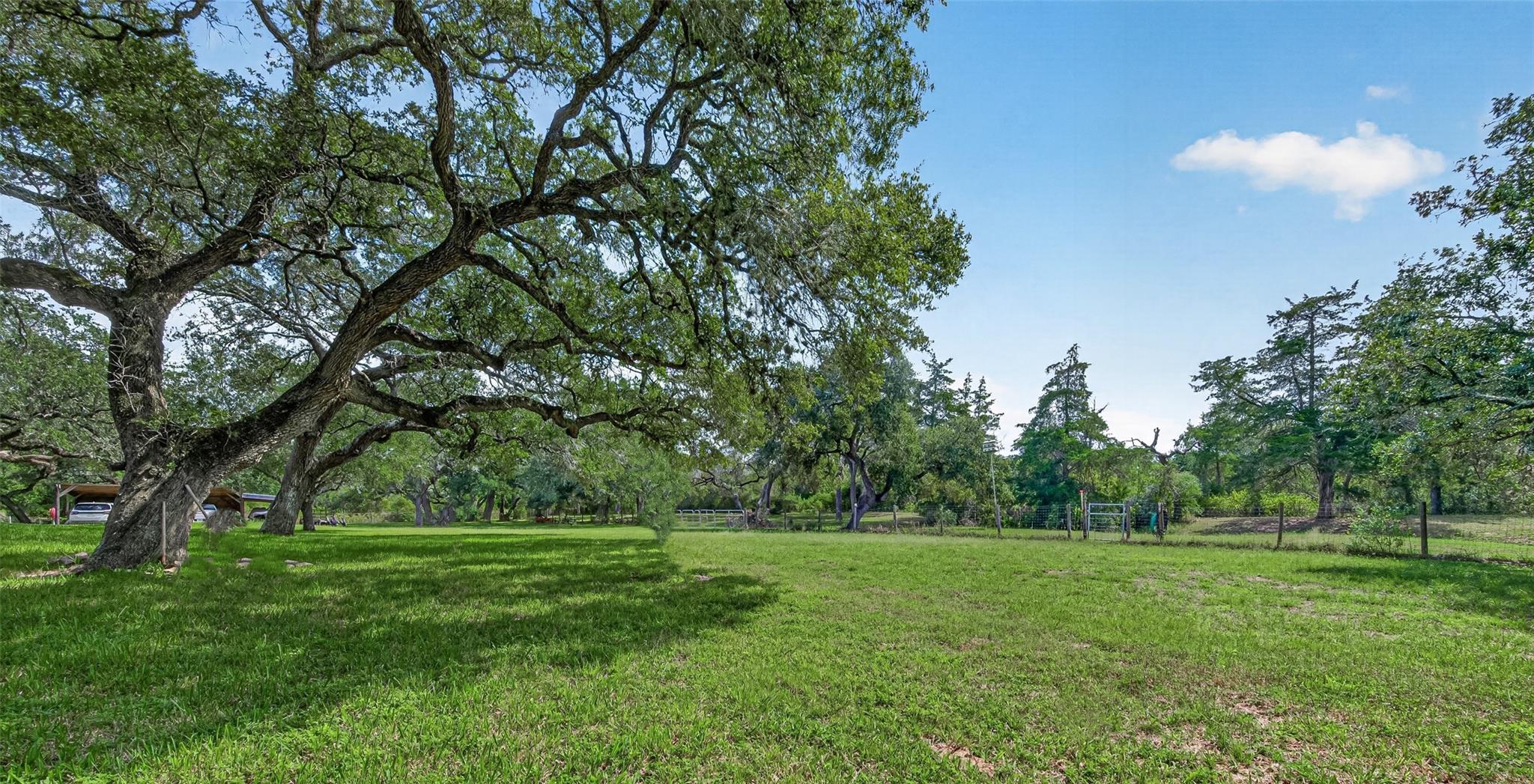 1054 Indian Circle Property Photo 35