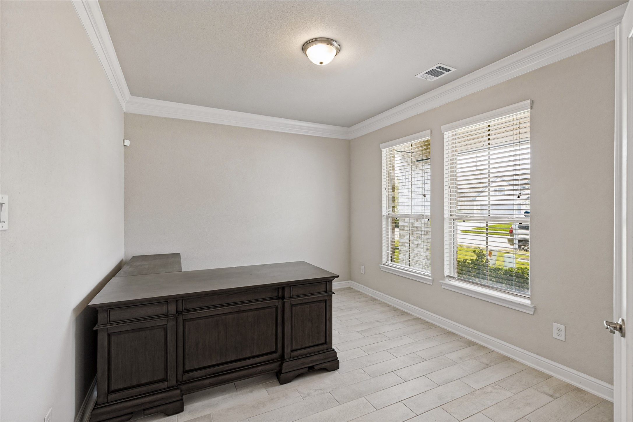 23622 Persimmon Creek Lane Property Photo 7