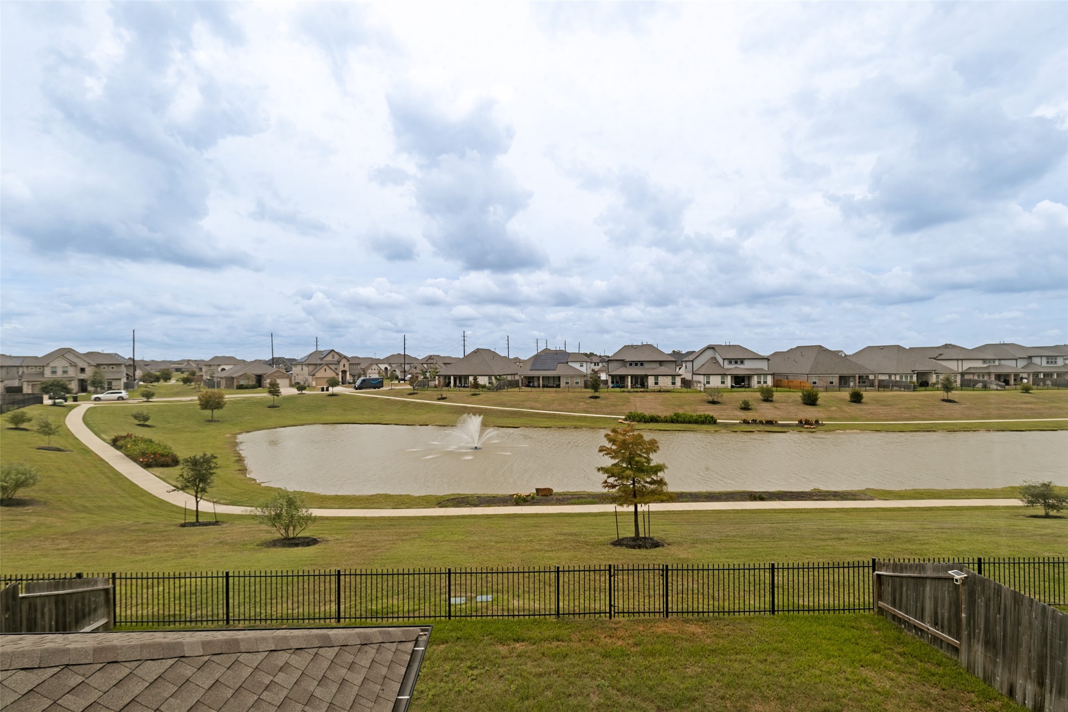 23622 Persimmon Creek Lane Property Photo 28