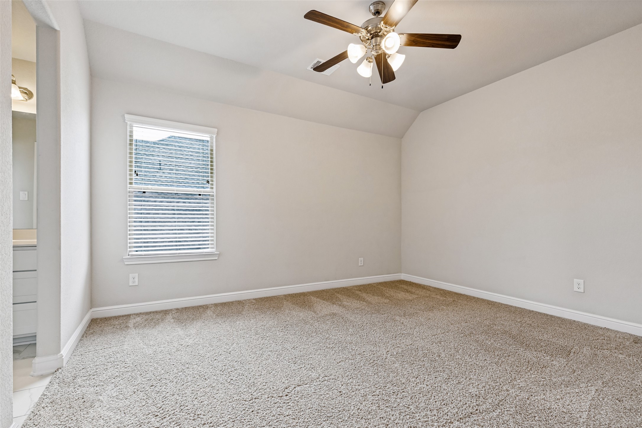 23622 Persimmon Creek Lane Property Photo 29