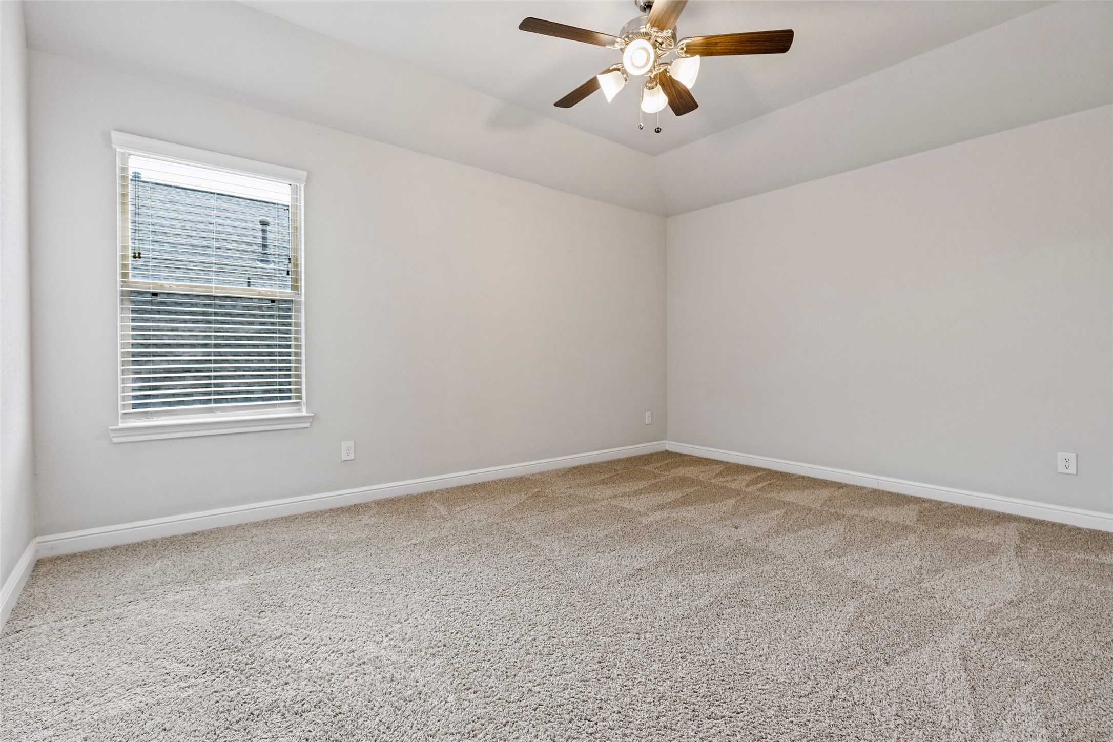 23622 Persimmon Creek Lane Property Photo 34