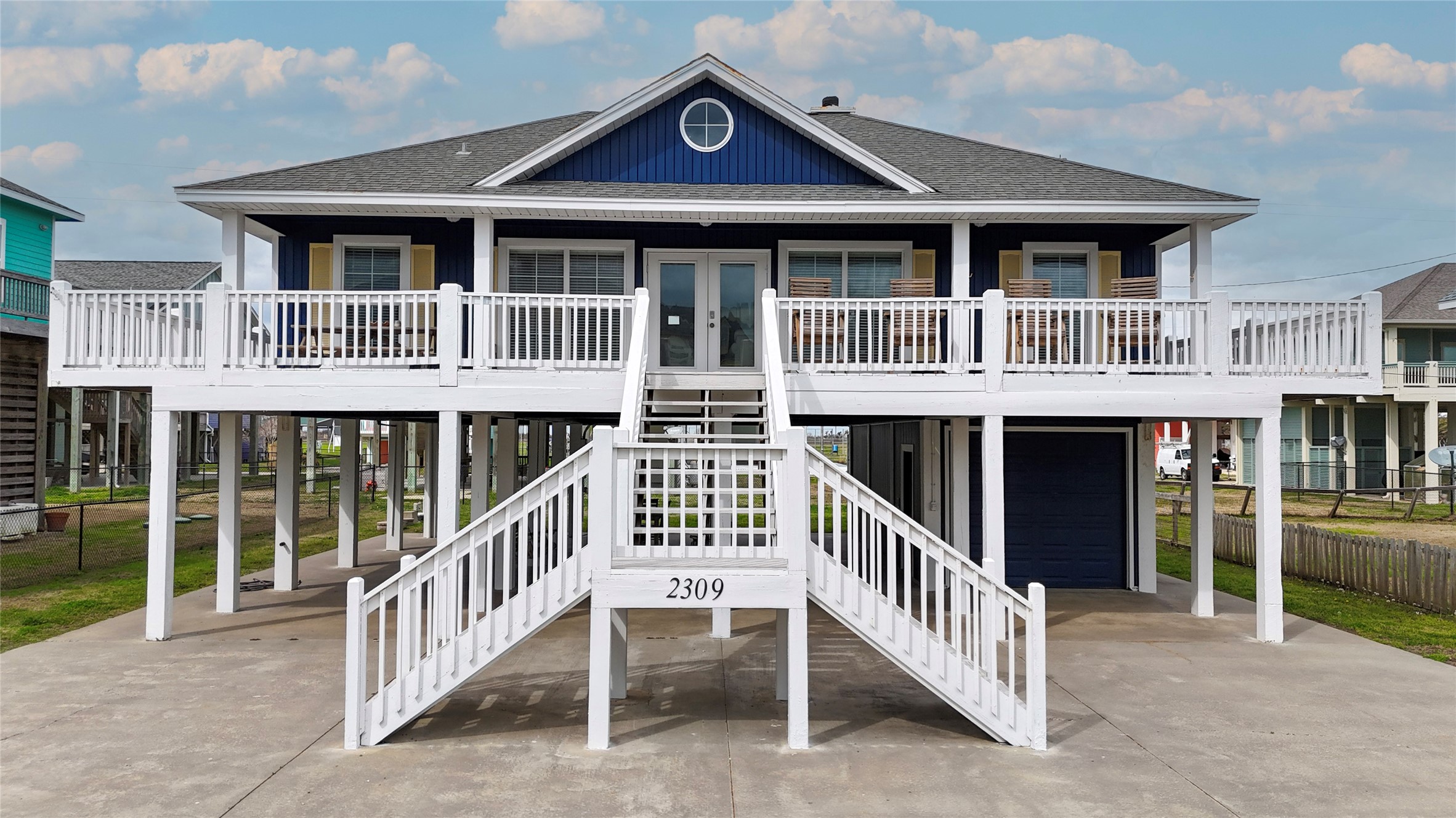 2309 Martinique Property Photo 1
