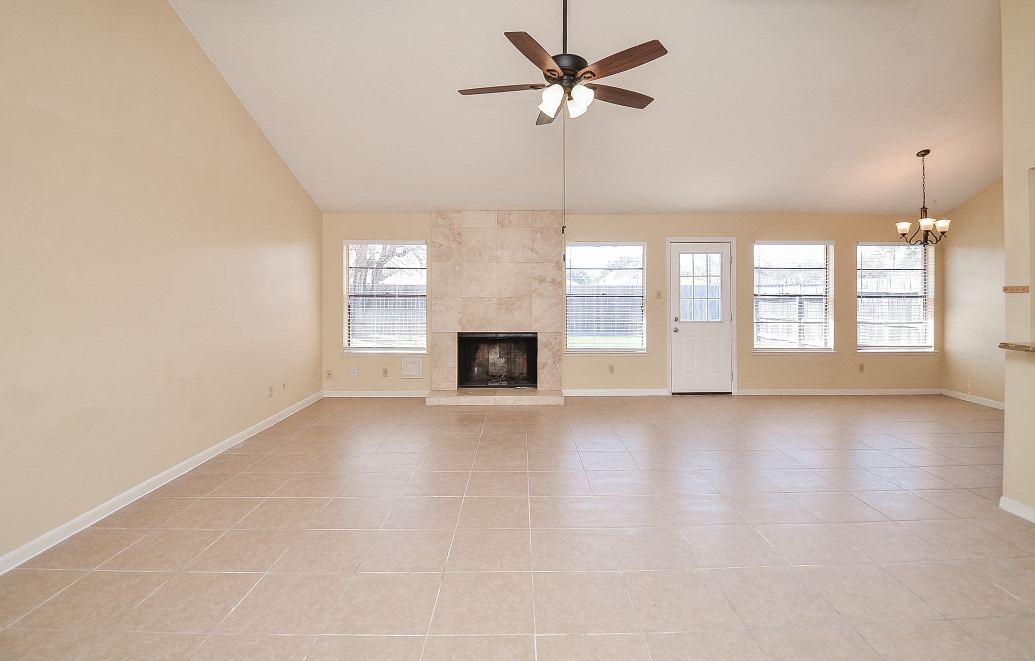 2938 Jenny Drive Property Photo 7
