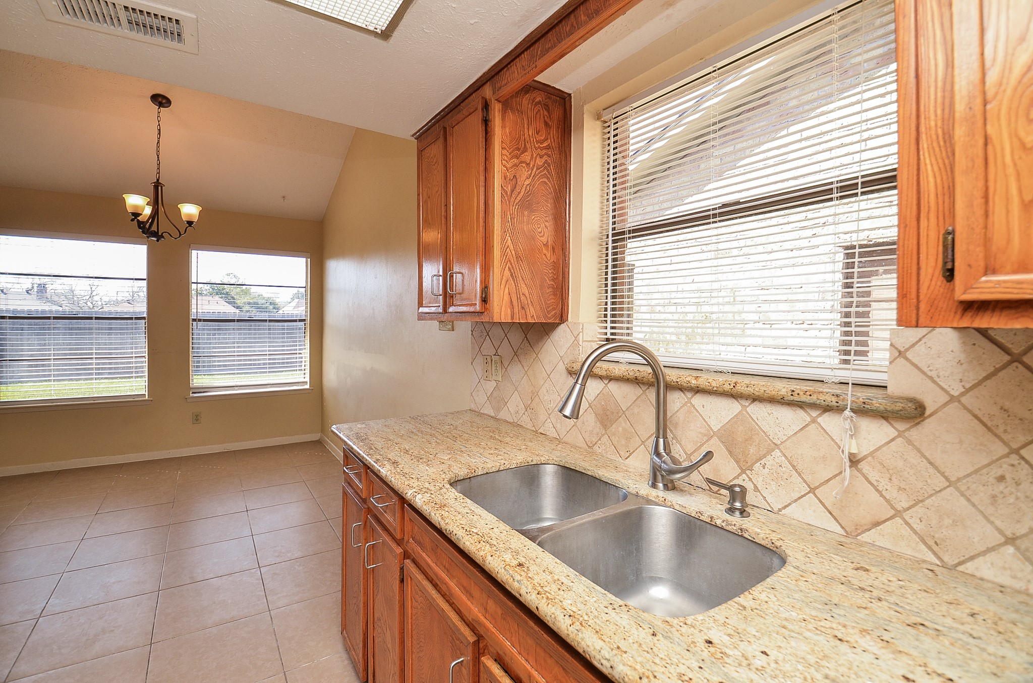 2938 Jenny Drive Property Photo 16