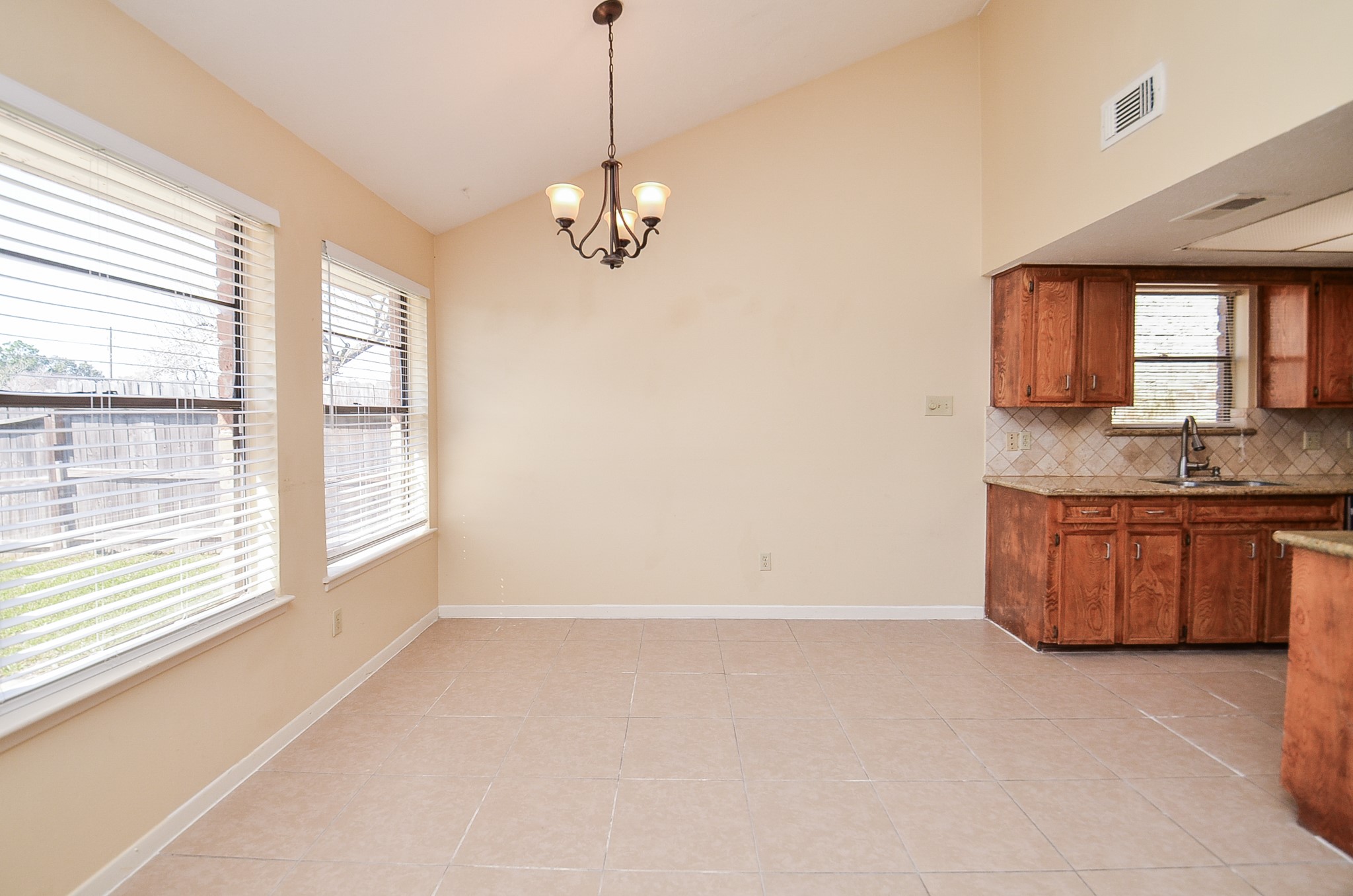2938 Jenny Drive Property Photo 17