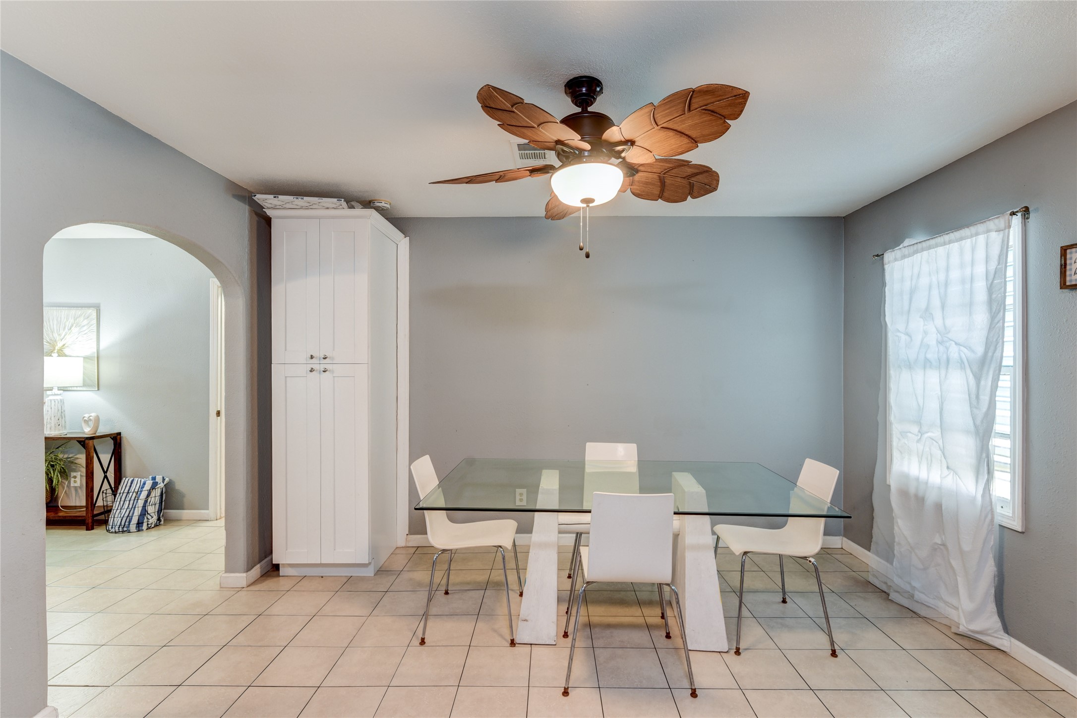 2209 Saladia Street Property Photo 12