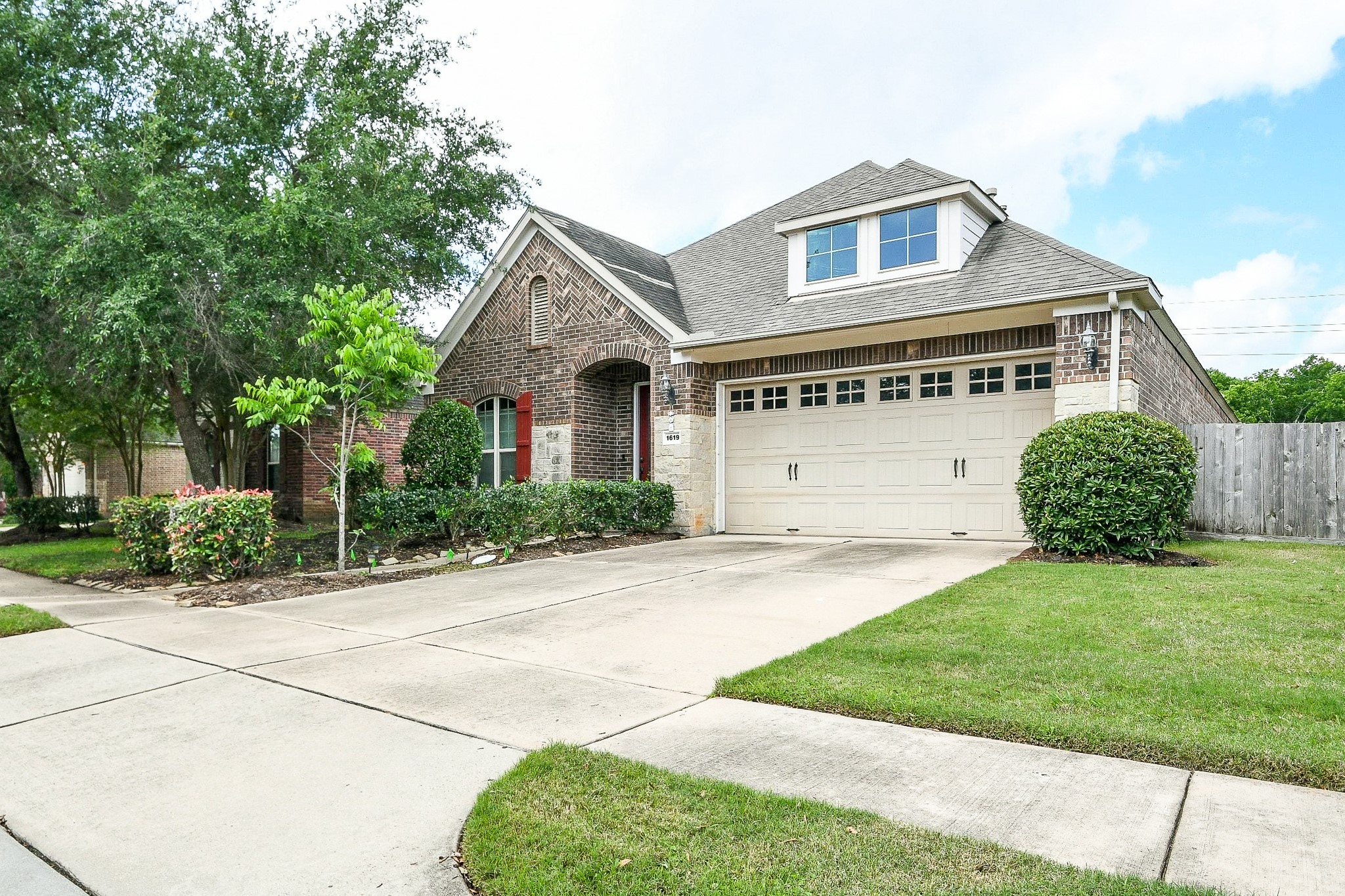 1619 Ralston Branch Way Property Photo 2