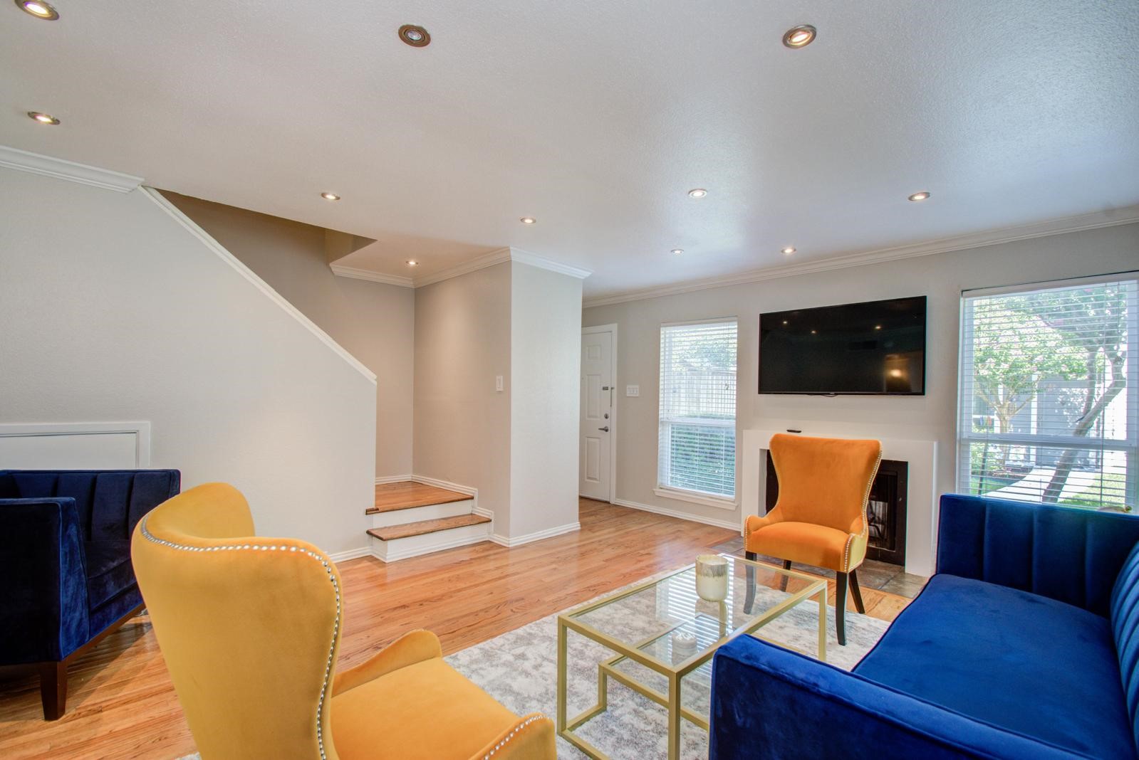 5807 Beverly Hill Street 16 Property Photo 4