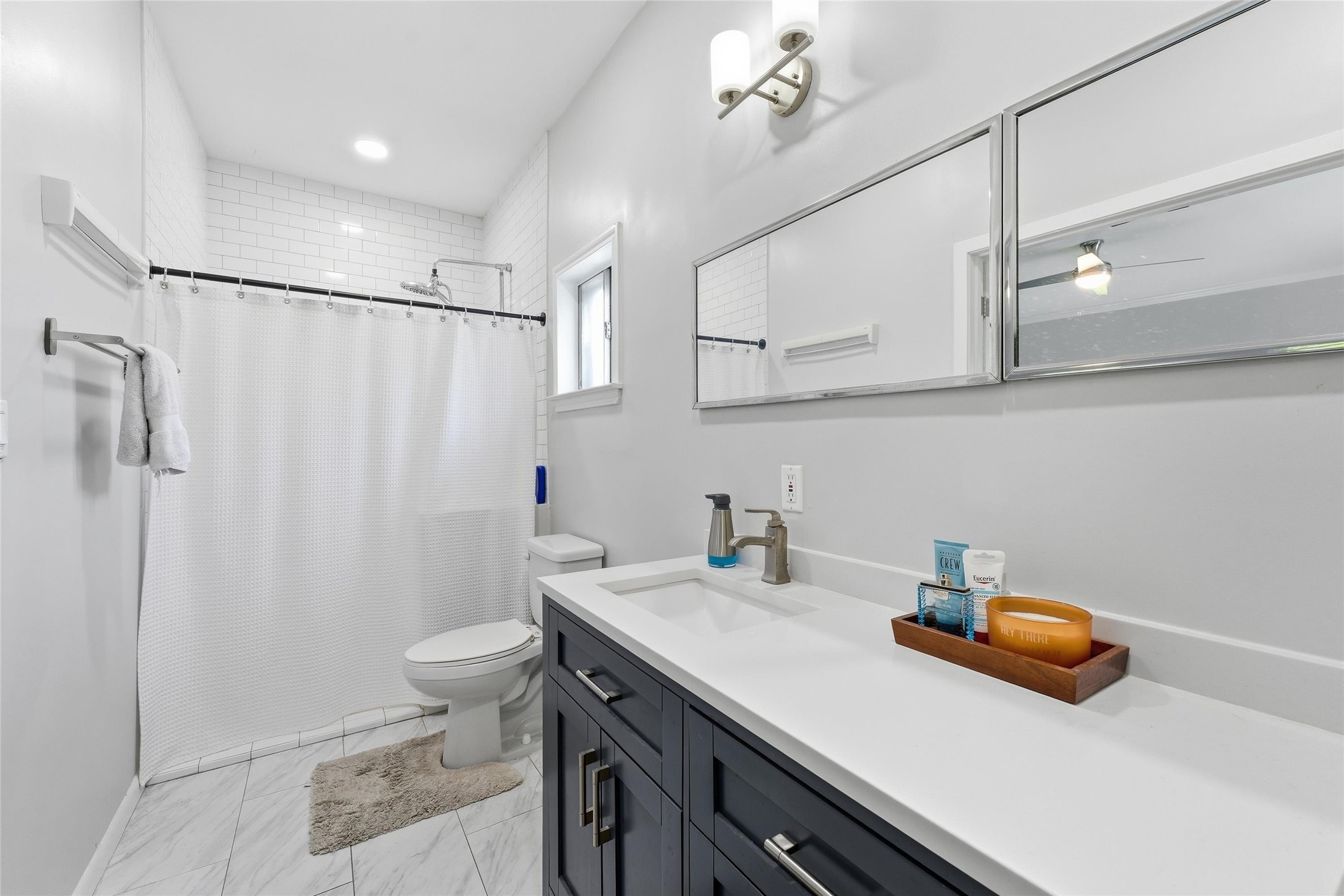 202 E 34th Street Property Photo 7