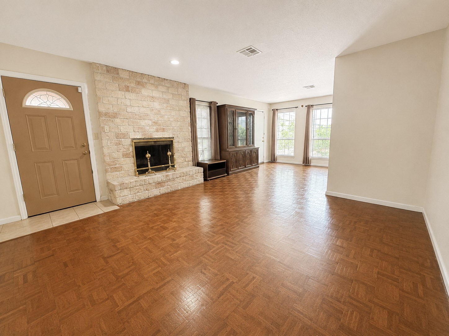 10602 Sandpiper Drive Property Photo 3