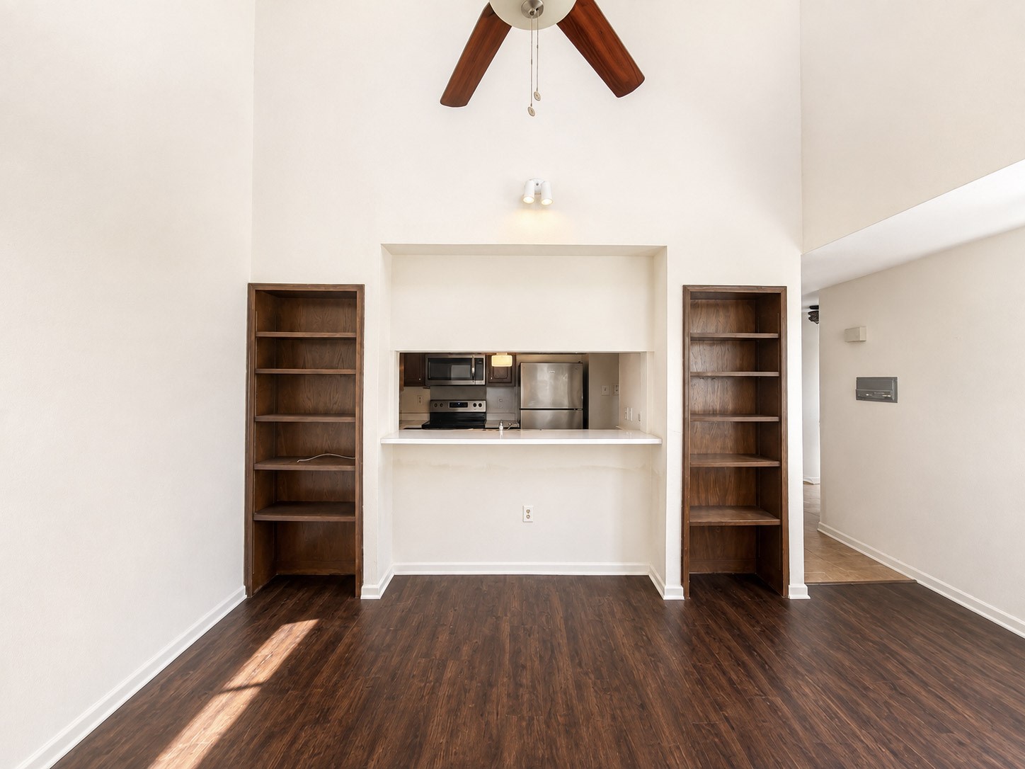 10602 Sandpiper Drive Property Photo 11