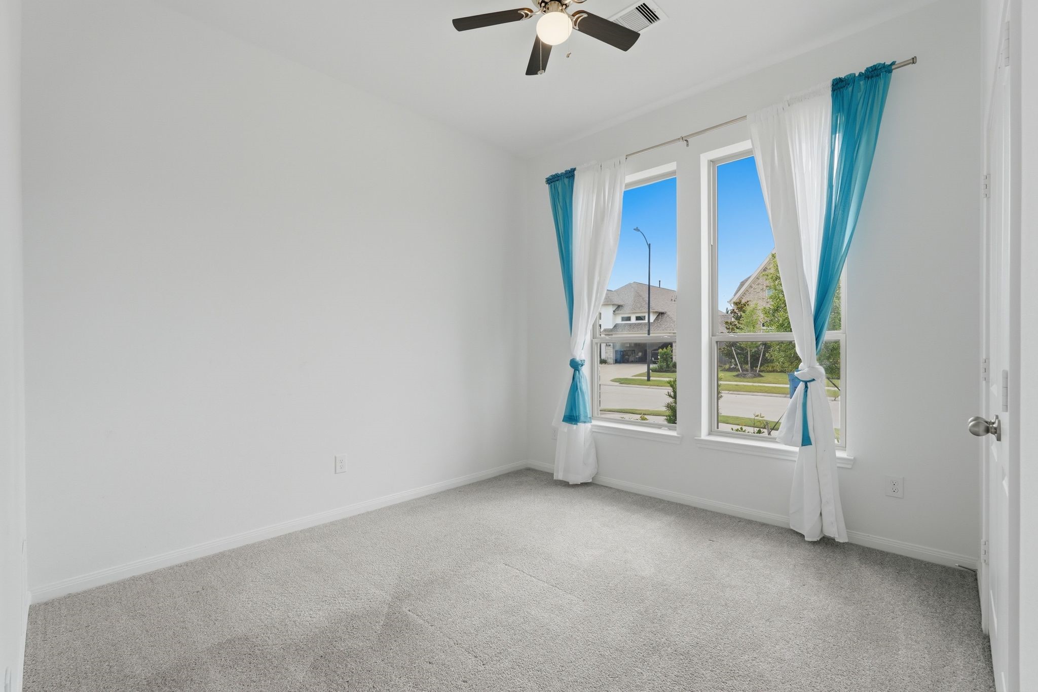 11334 Cosmopolitan Drive Property Photo 27