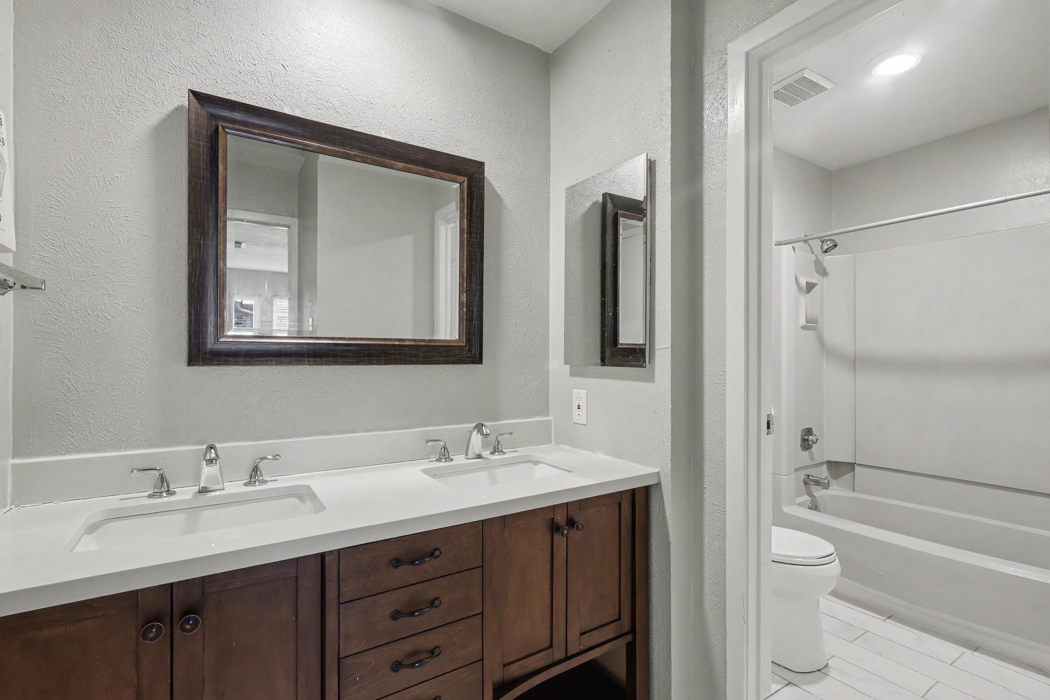 5510 Sugar Creek Drive Property Photo 25