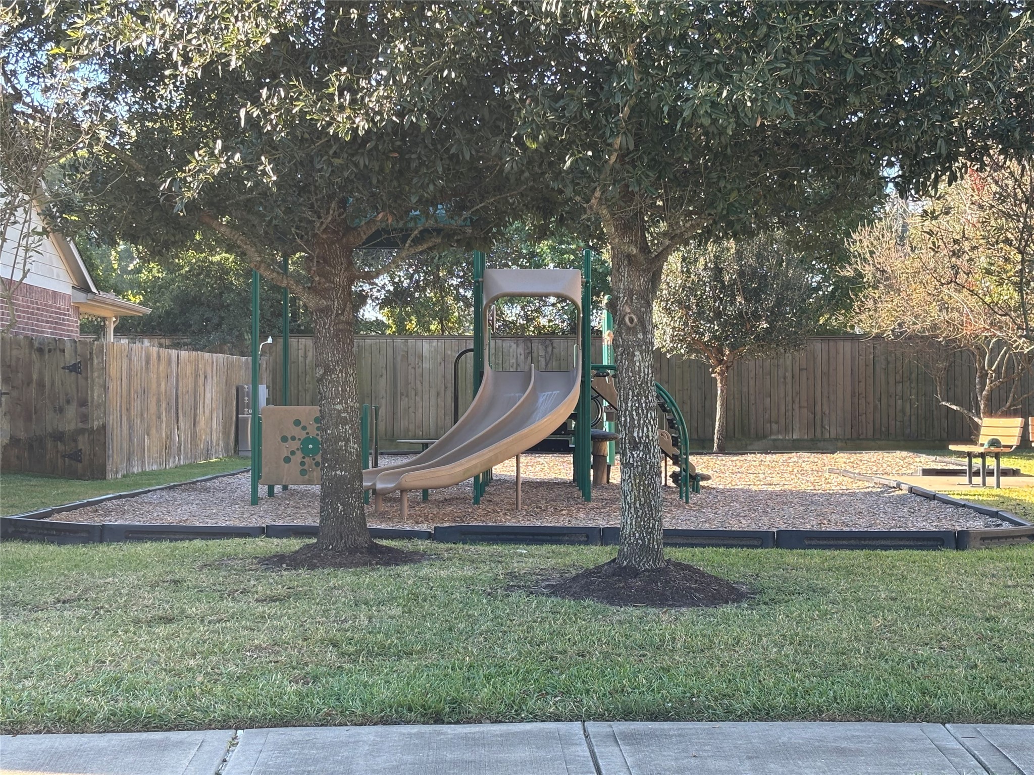 23722 Pennington Hills Drive Property Photo 4