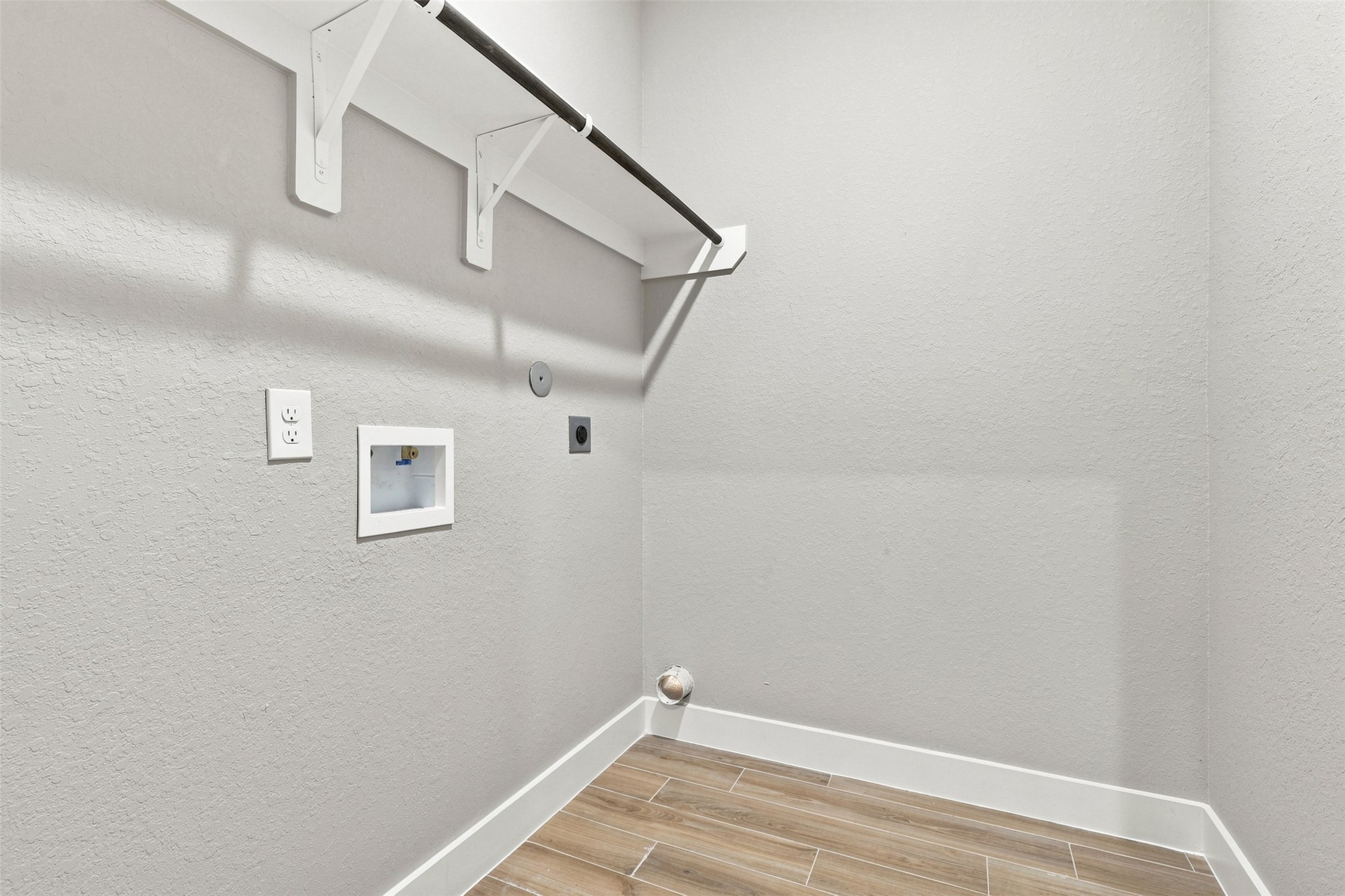2518 Lucky Street Property Photo 13