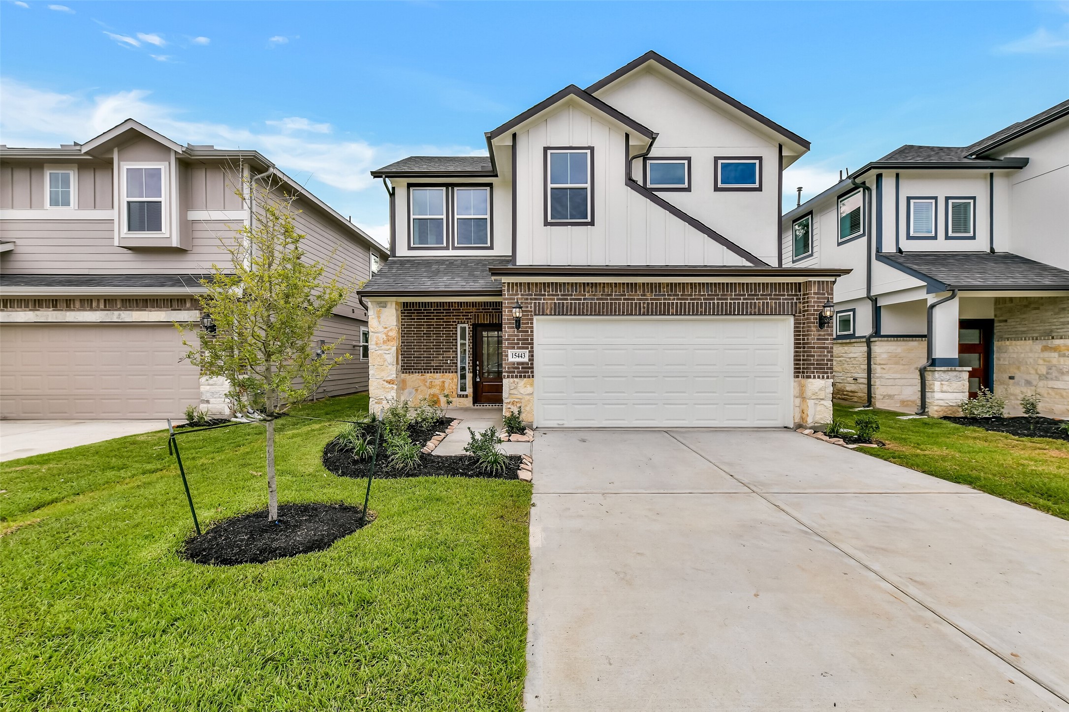 15443 Foresail Lane Property Photo 1