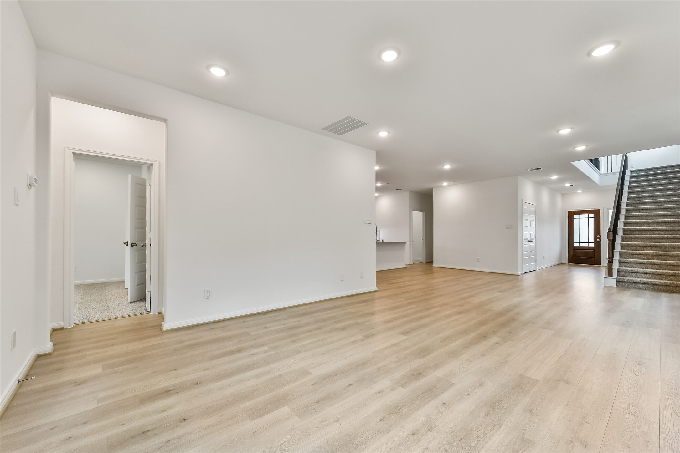 15443 Foresail Lane Property Photo 7