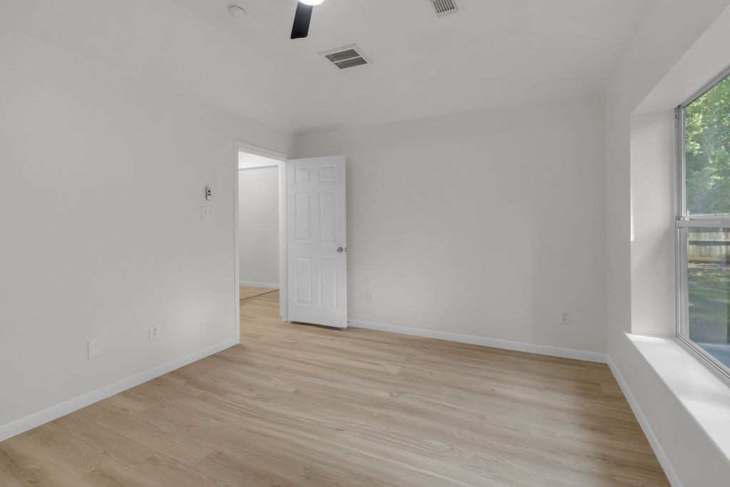 16413 Danika Oak Drive Property Photo 20