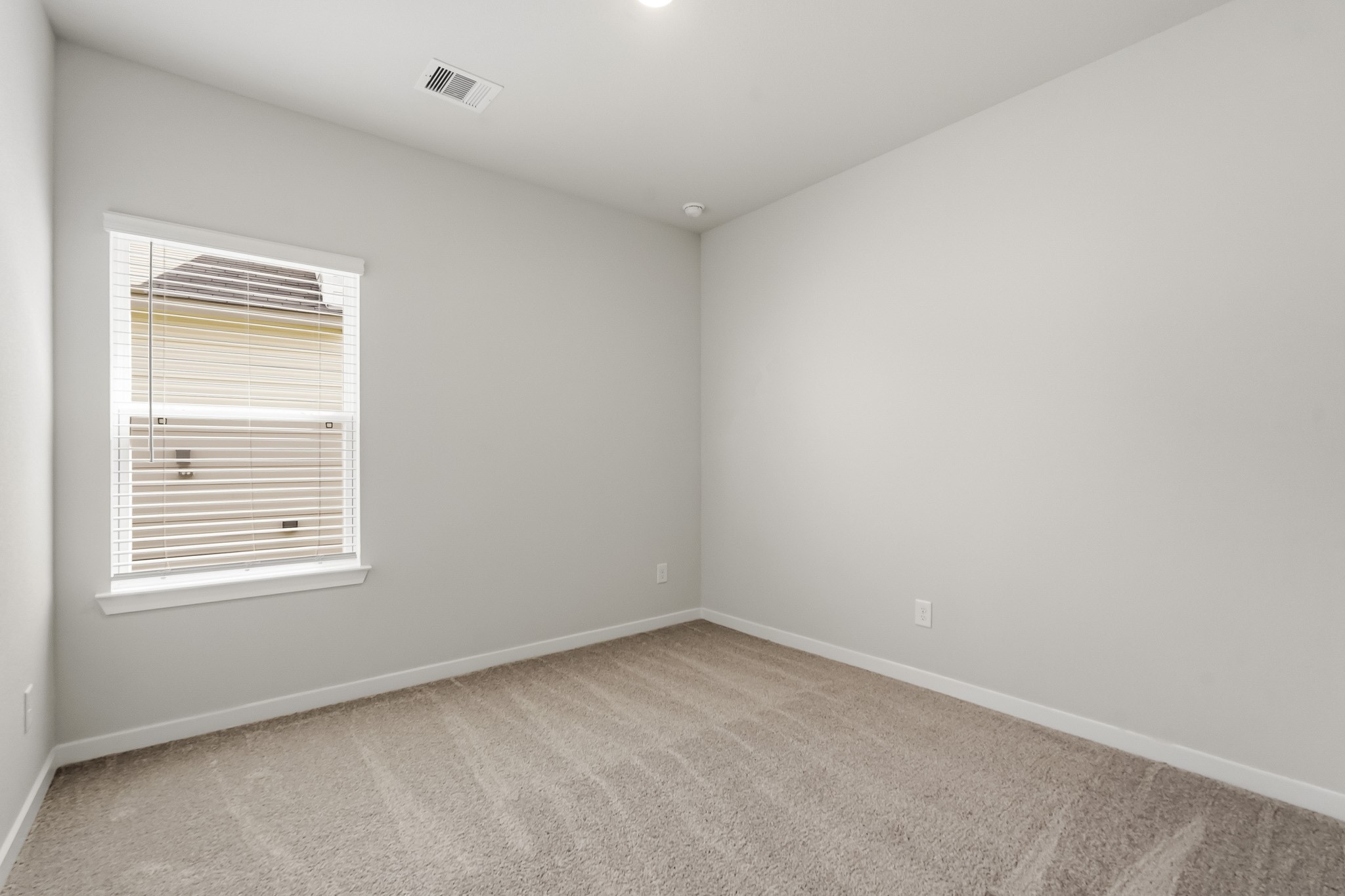 11538 Heritage Wind Drive Property Photo 10