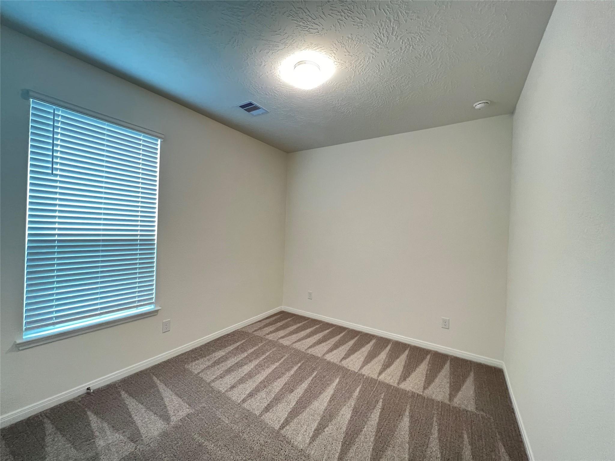 2106 Damasi Ln Property Photo 9