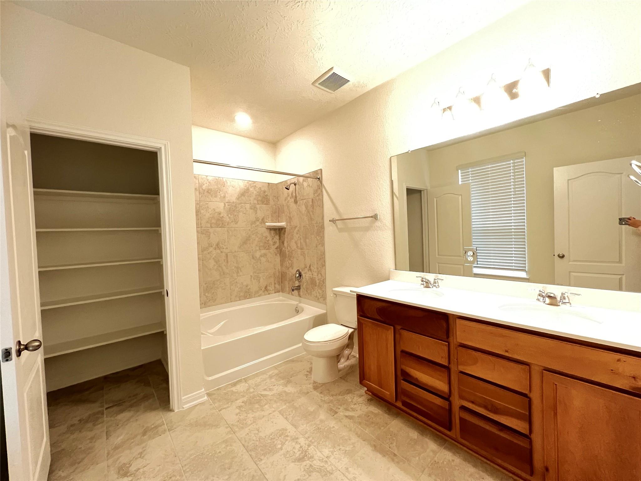 2106 Damasi Ln, Missouri City Tx 77459 Property Photo 22