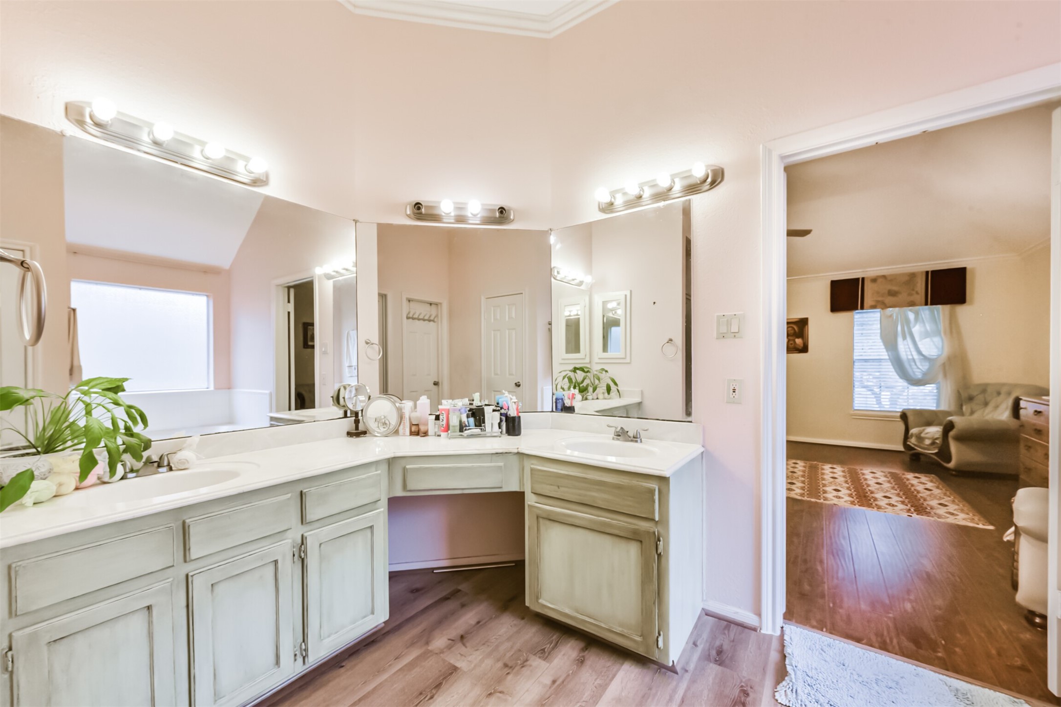 1306 N Gabriel River Circle Property Photo 32