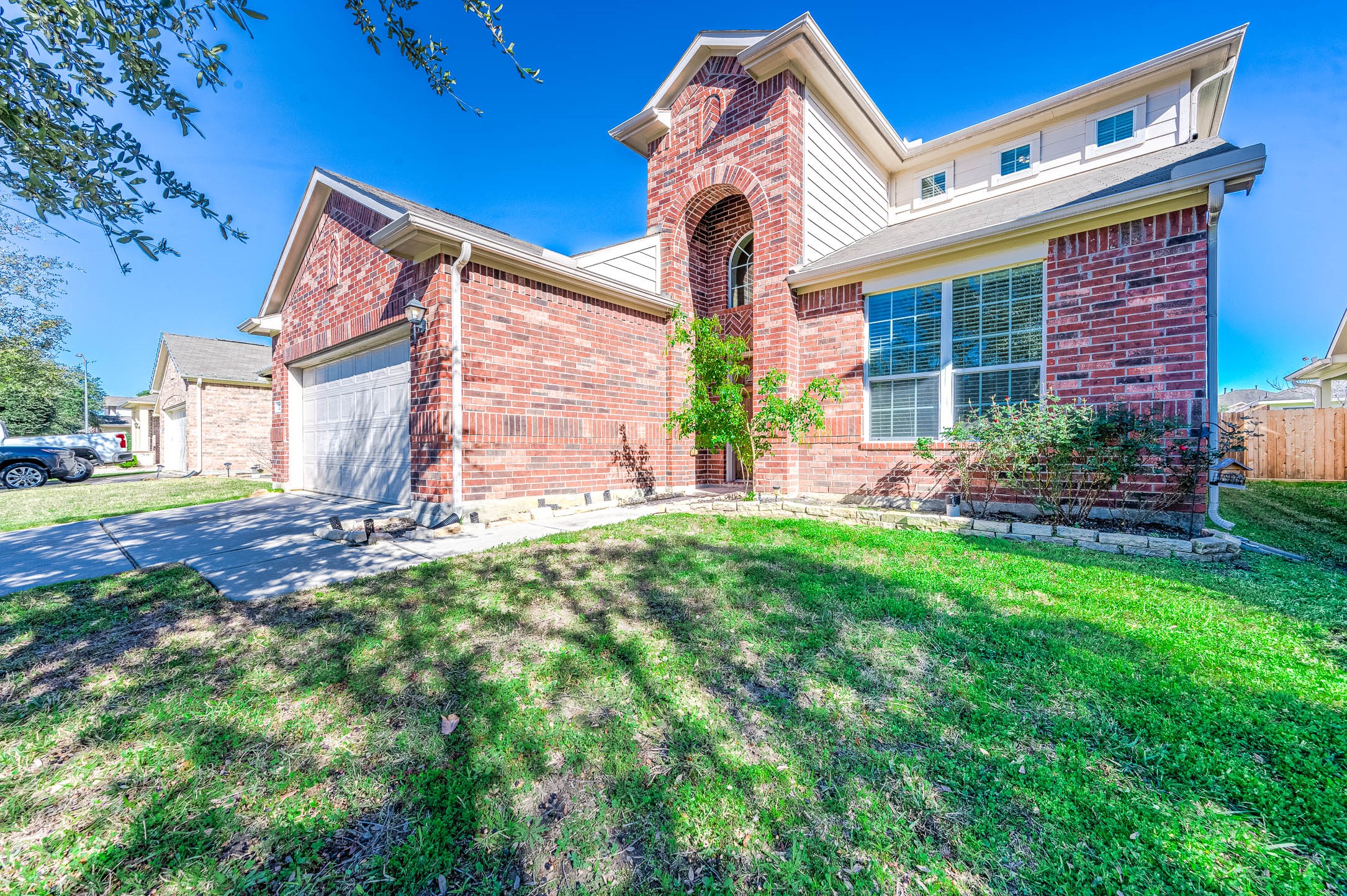 20222 Ray Falls Drive Property Photo 2