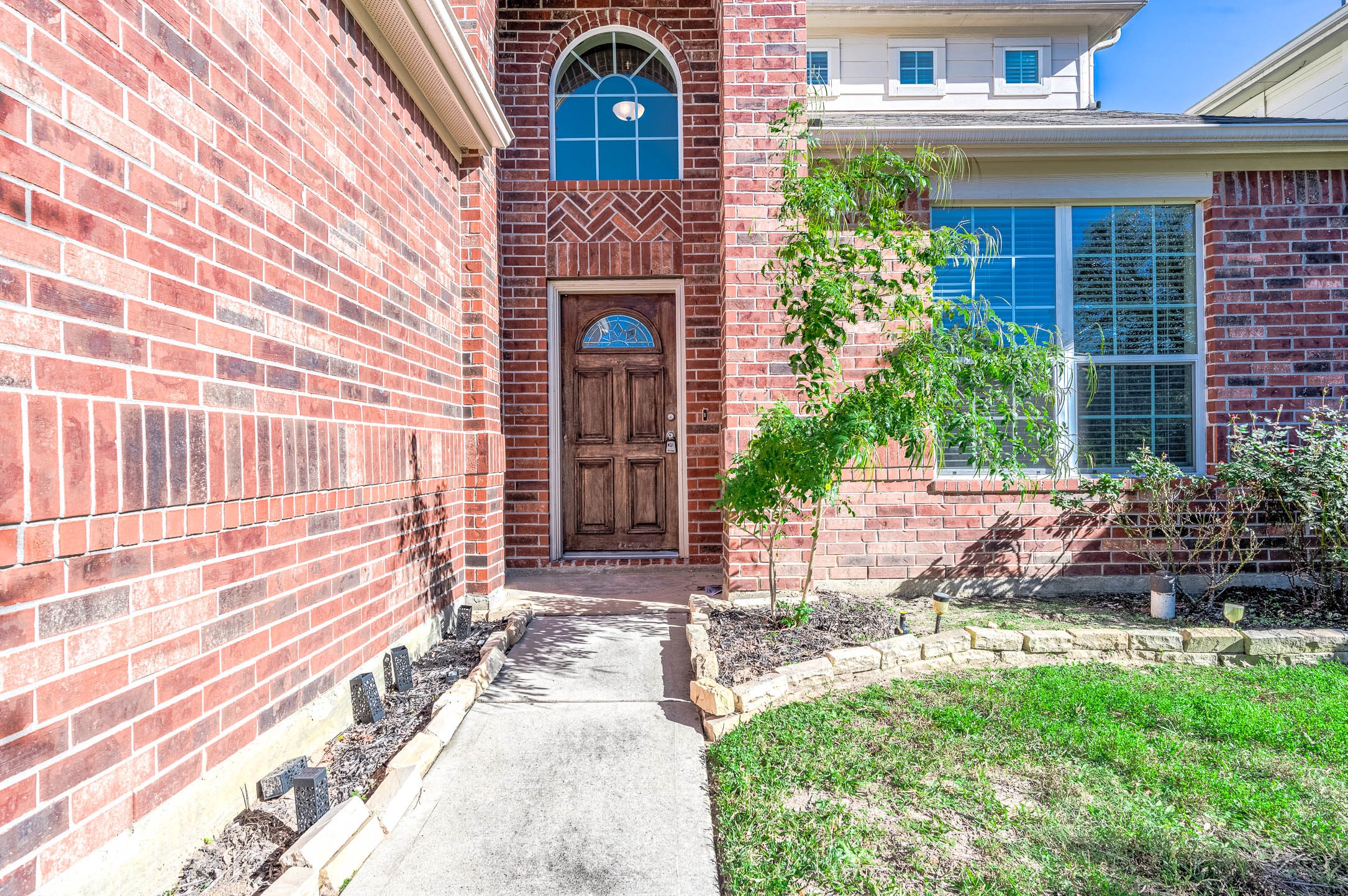 20222 Ray Falls Drive Property Photo 3