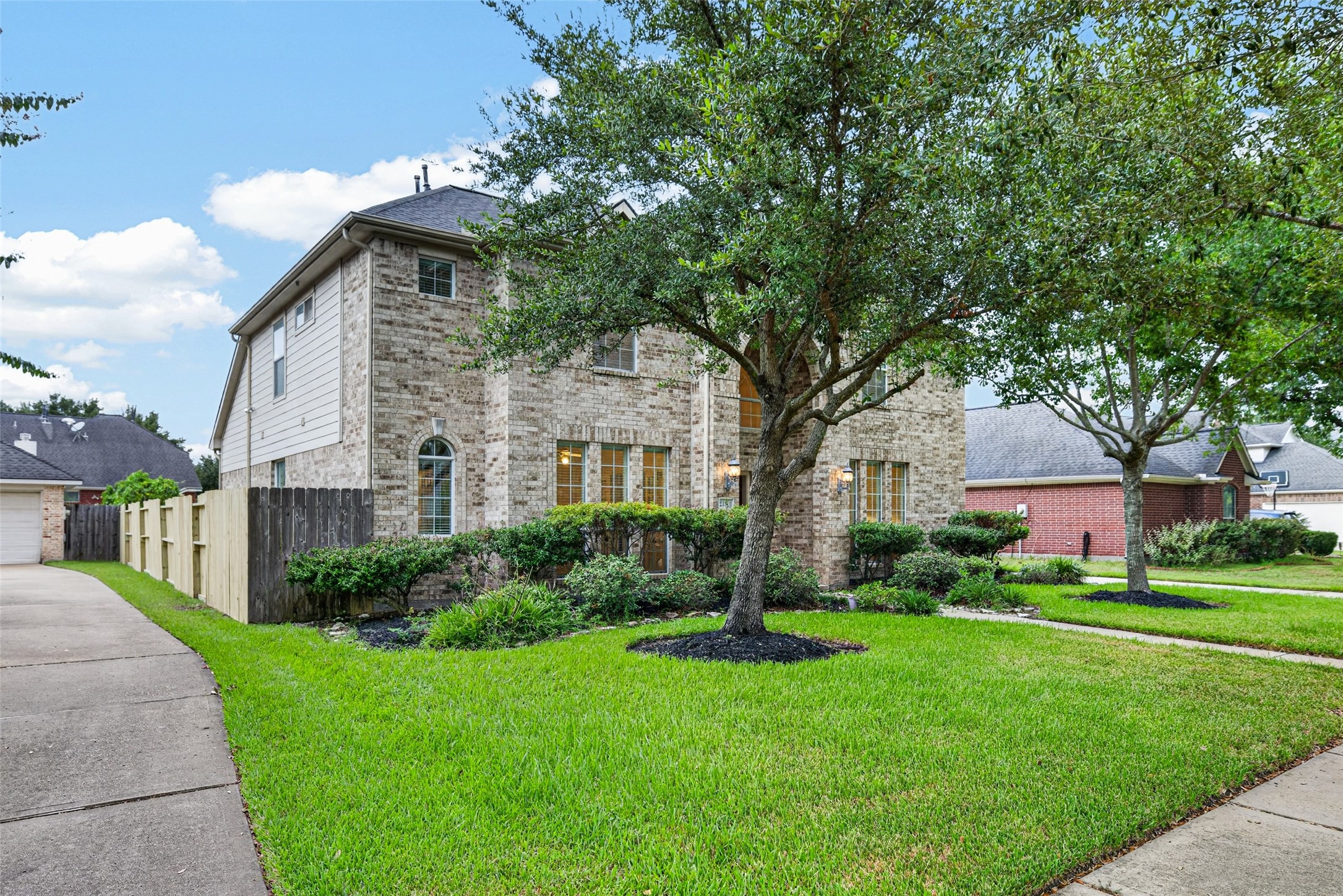 21810 Blossom Brook Lane Property Photo 2