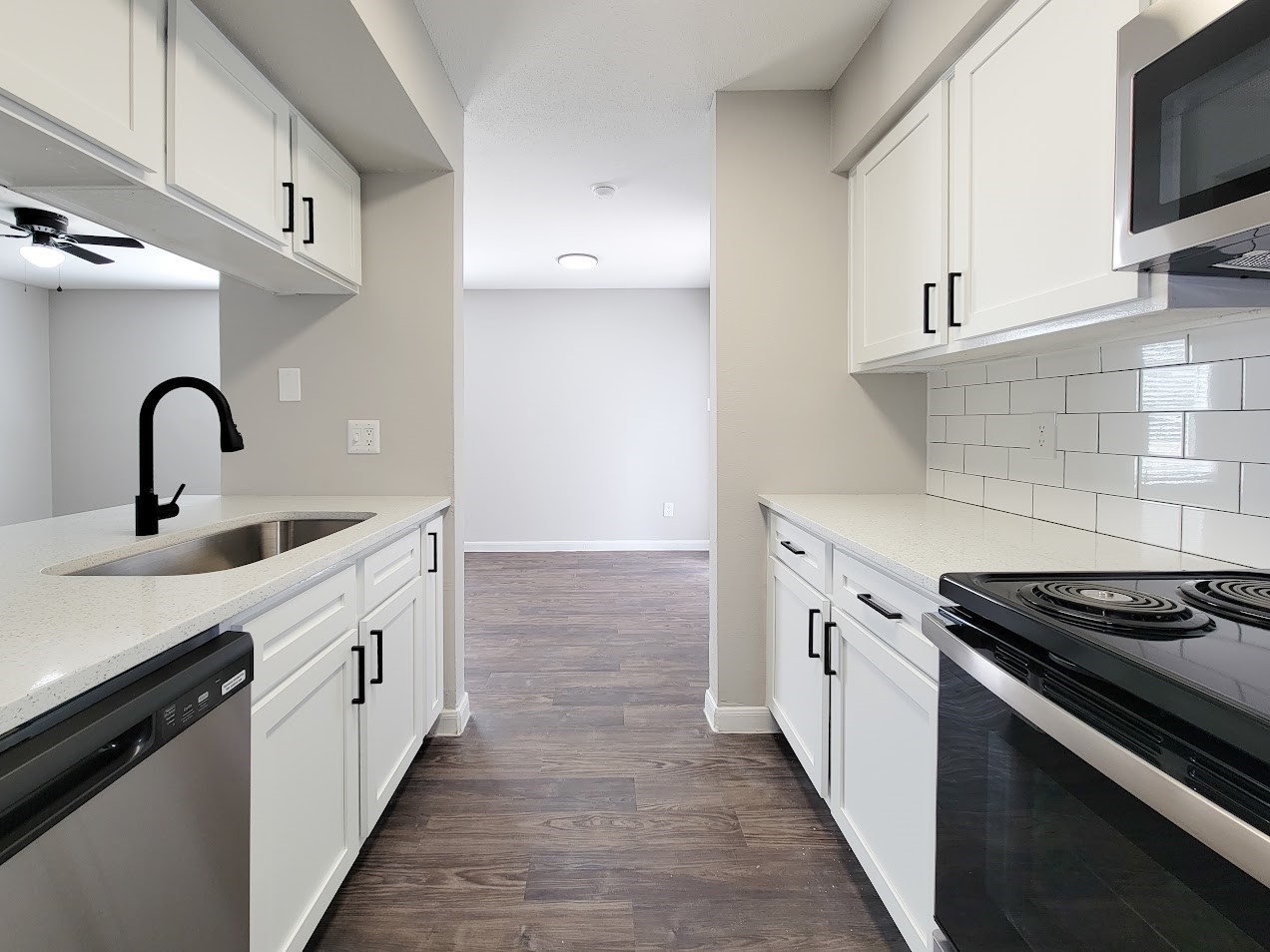 12335 Antoine Dr 1518 Property Photo 17