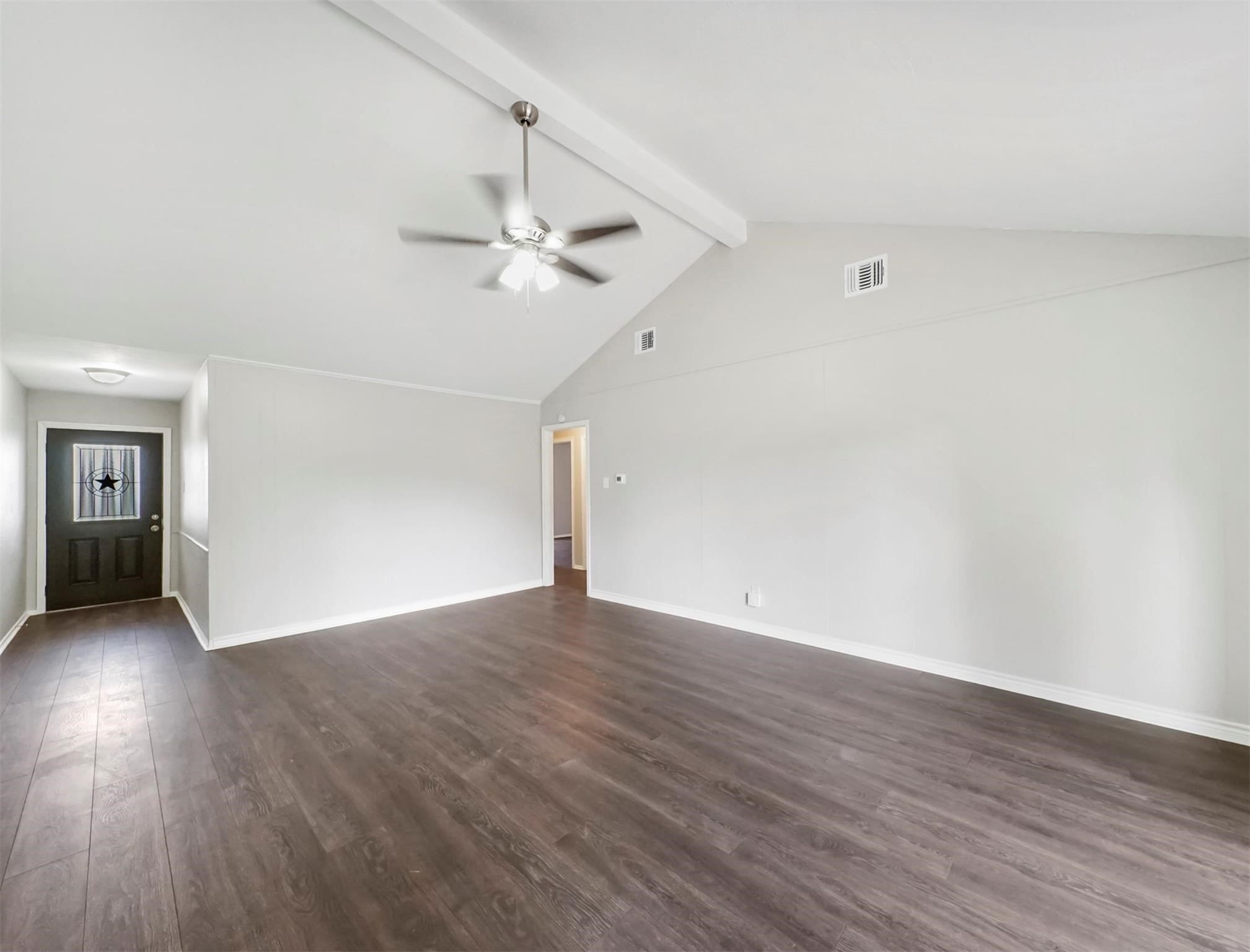 13435 Greenbriar Drive Property Photo 3