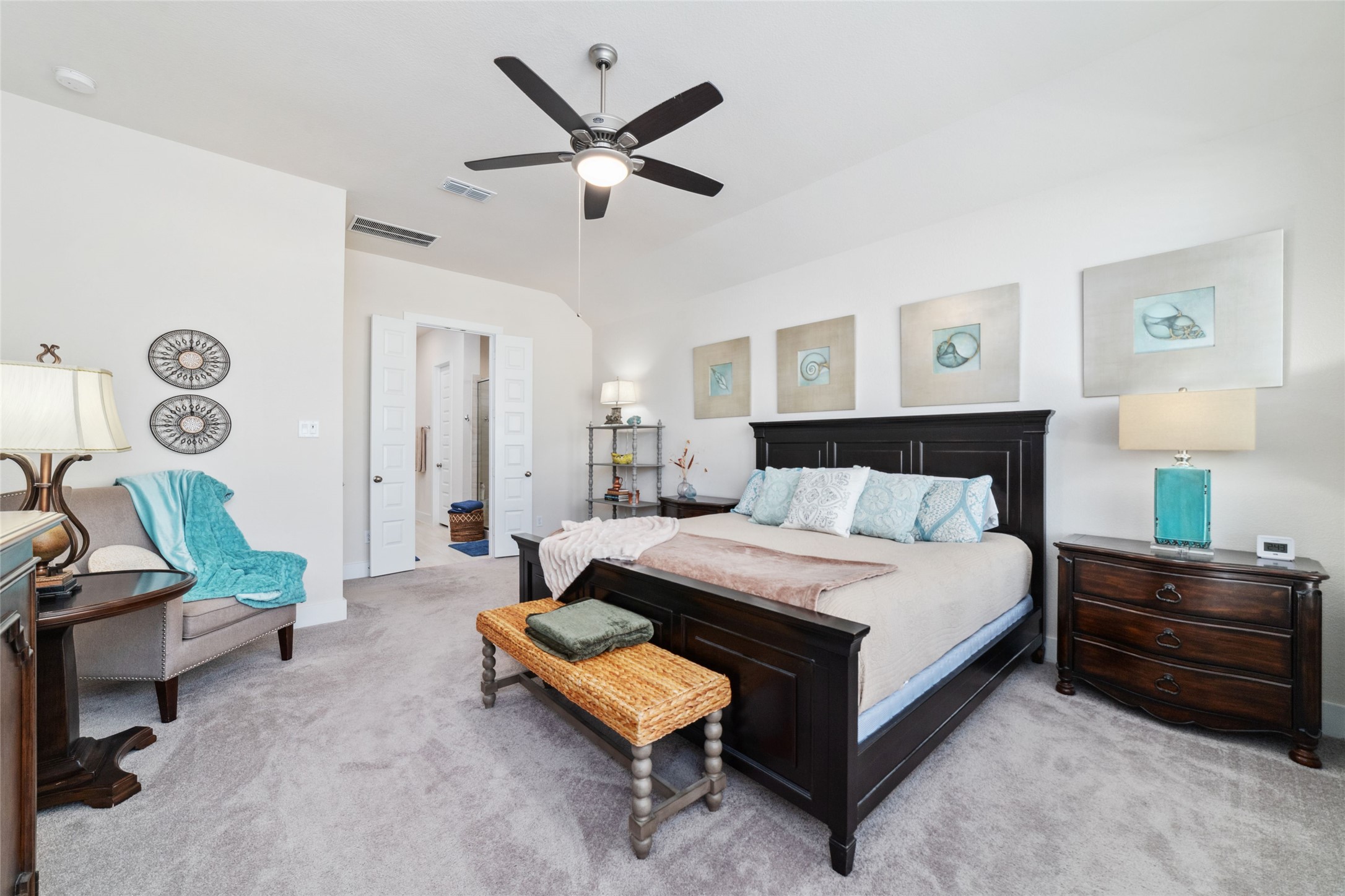 7409 Hawk Crest Drive Property Photo 16