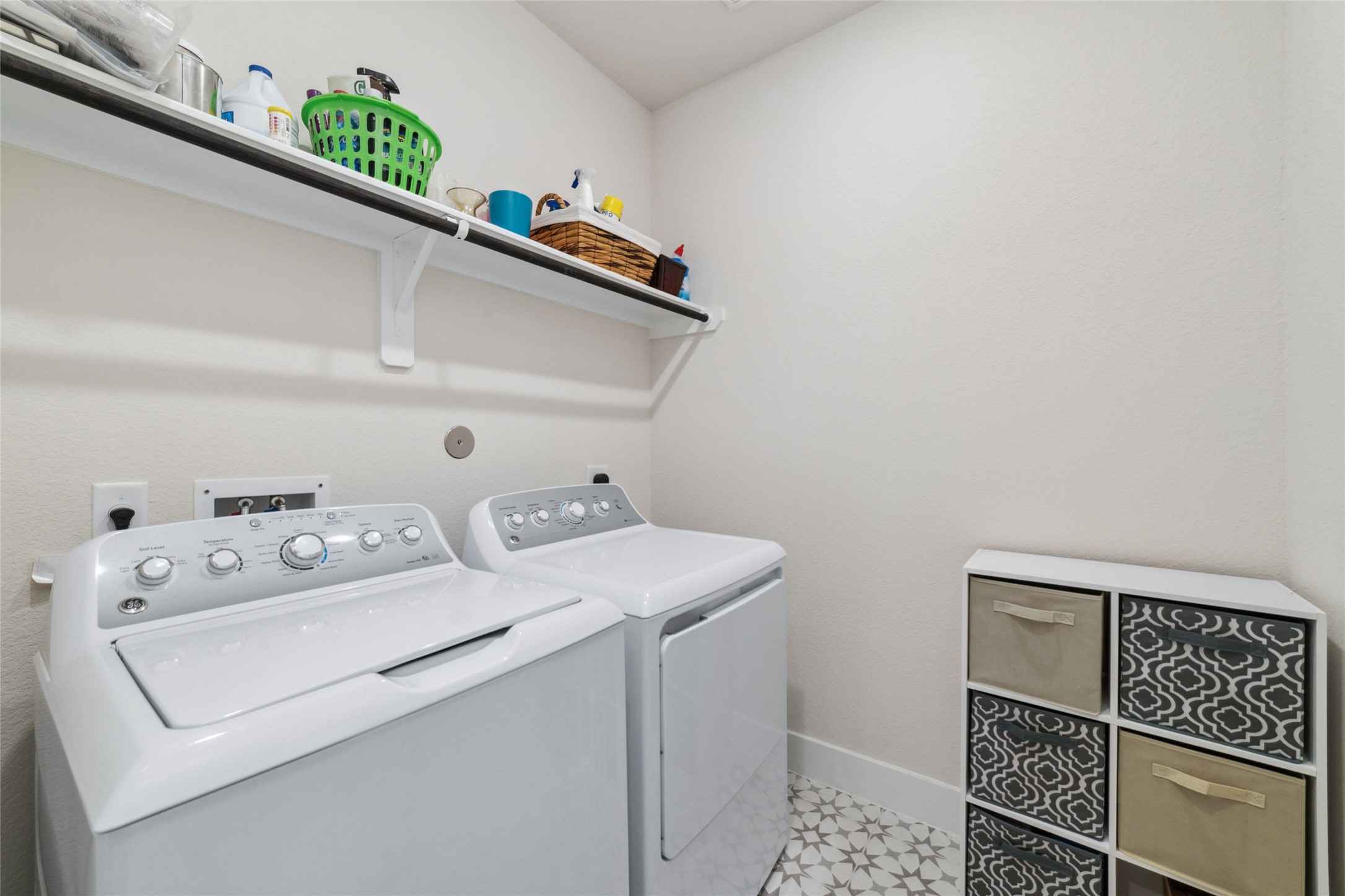 7409 Hawk Crest Drive Property Photo 27