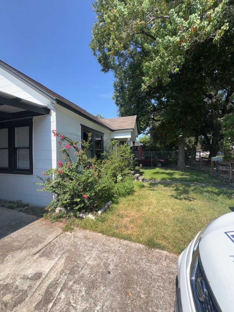 7424 Rusk Street A Property Photo 2