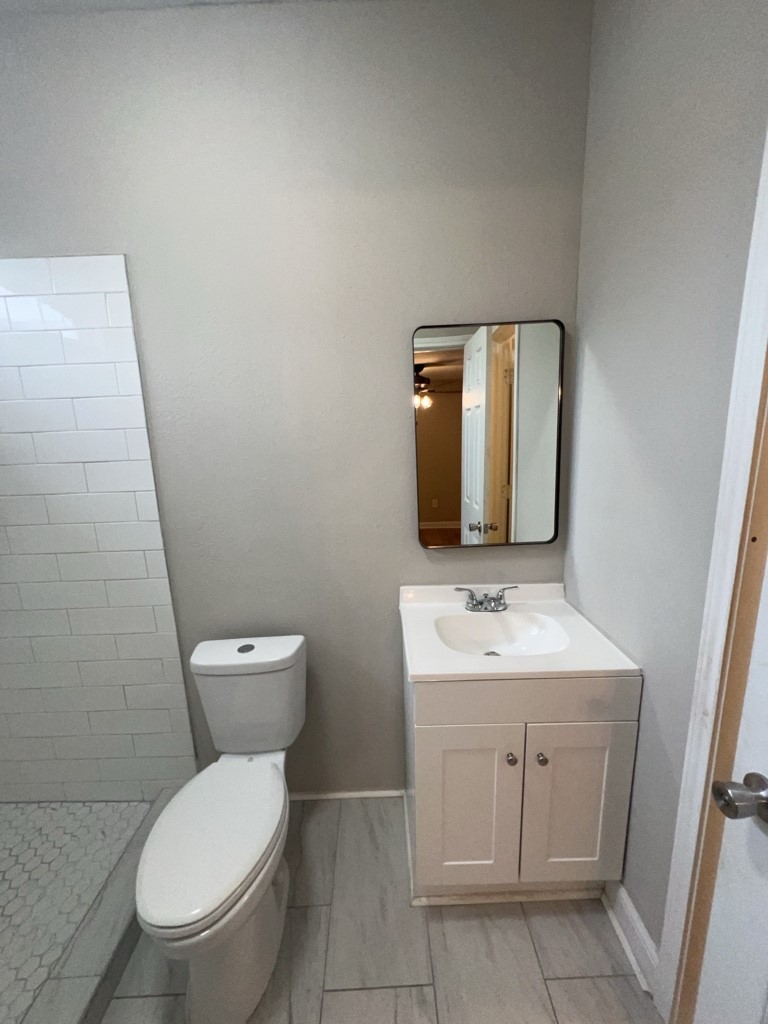 7424 Rusk Street A Property Photo 12